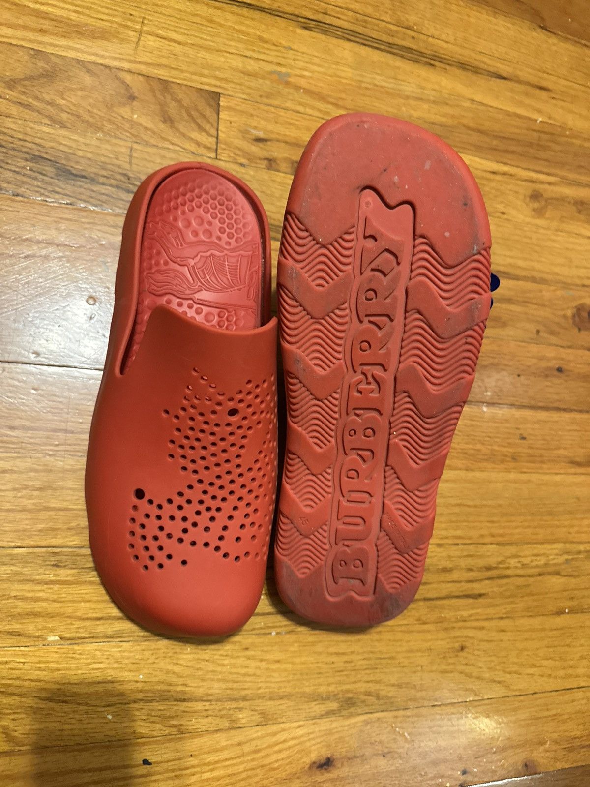 Burberry Burberry Stingray Clogs Size US 11.5 / EU 44-45 - 5 Thumbnail