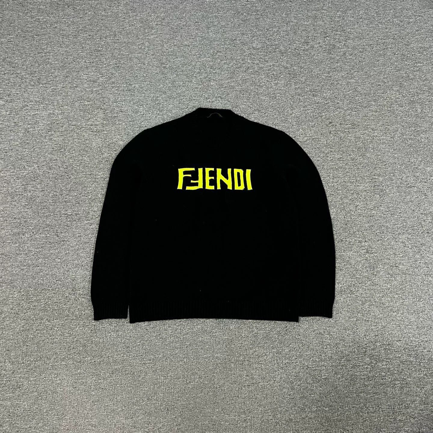 Fendi Fendi Green Logo Cashmere Knit Sweater Size US S / EU 44-46 / 1 - 1 Thumbnail
