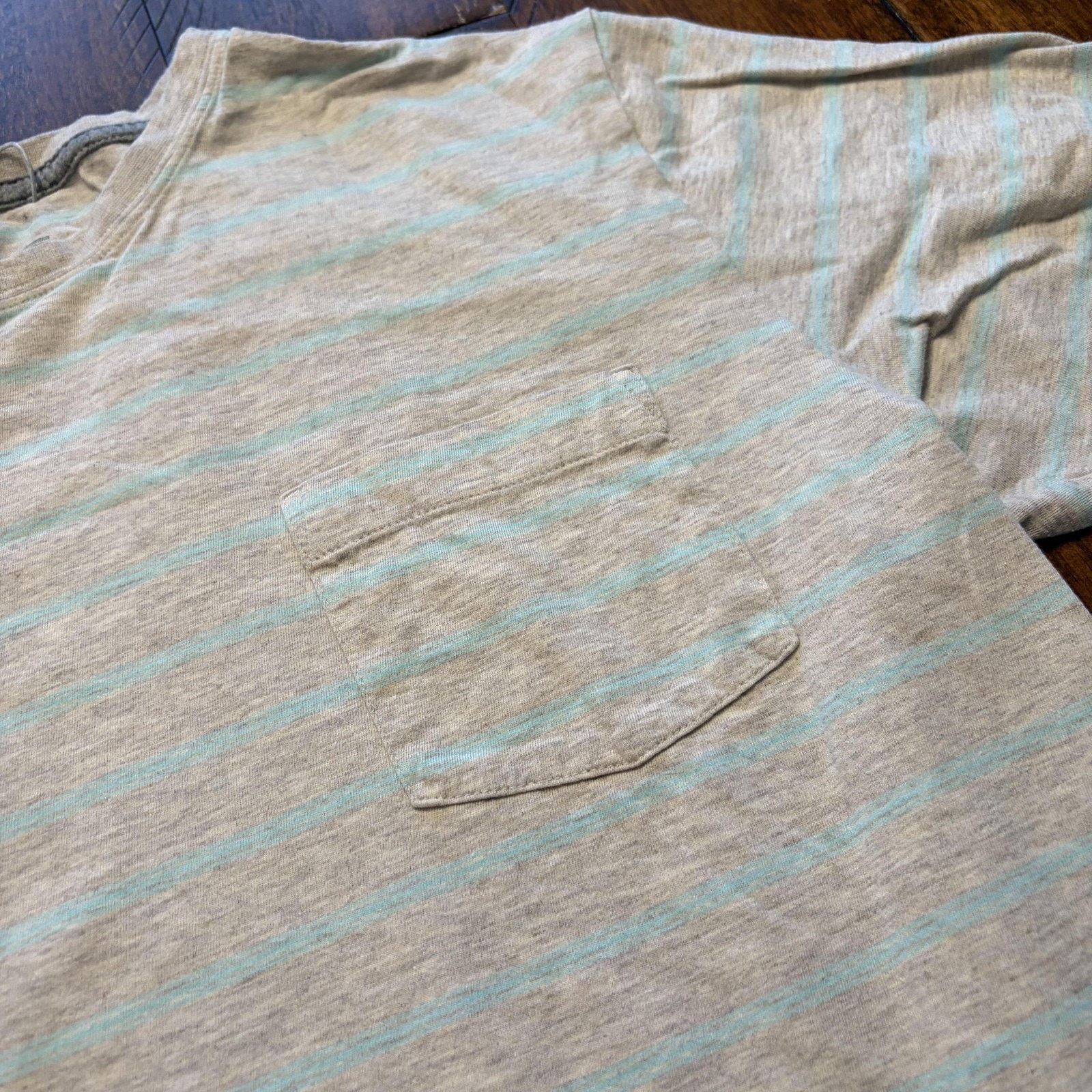 Patagonia Patagonia Mens S Gray Stripe Organic Cotton Pocket T-Shirt Size US S / EU 44-46 / 1 - 4 Thumbnail