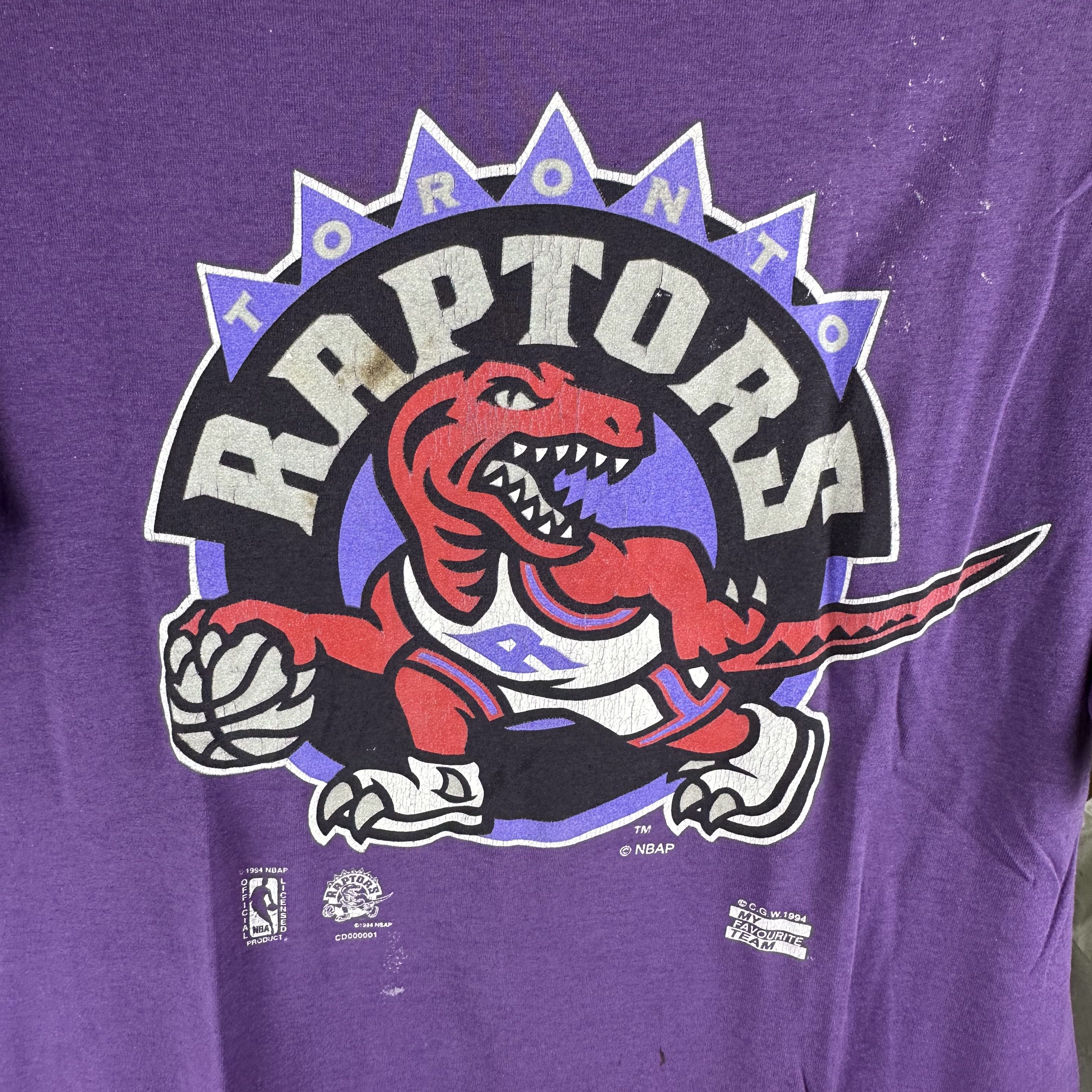 Vintage Vintage 1994 Toronto Raptors Basketball NBA T-shirt Size US L / EU 52-54 / 3 - 2 Thumbnail
