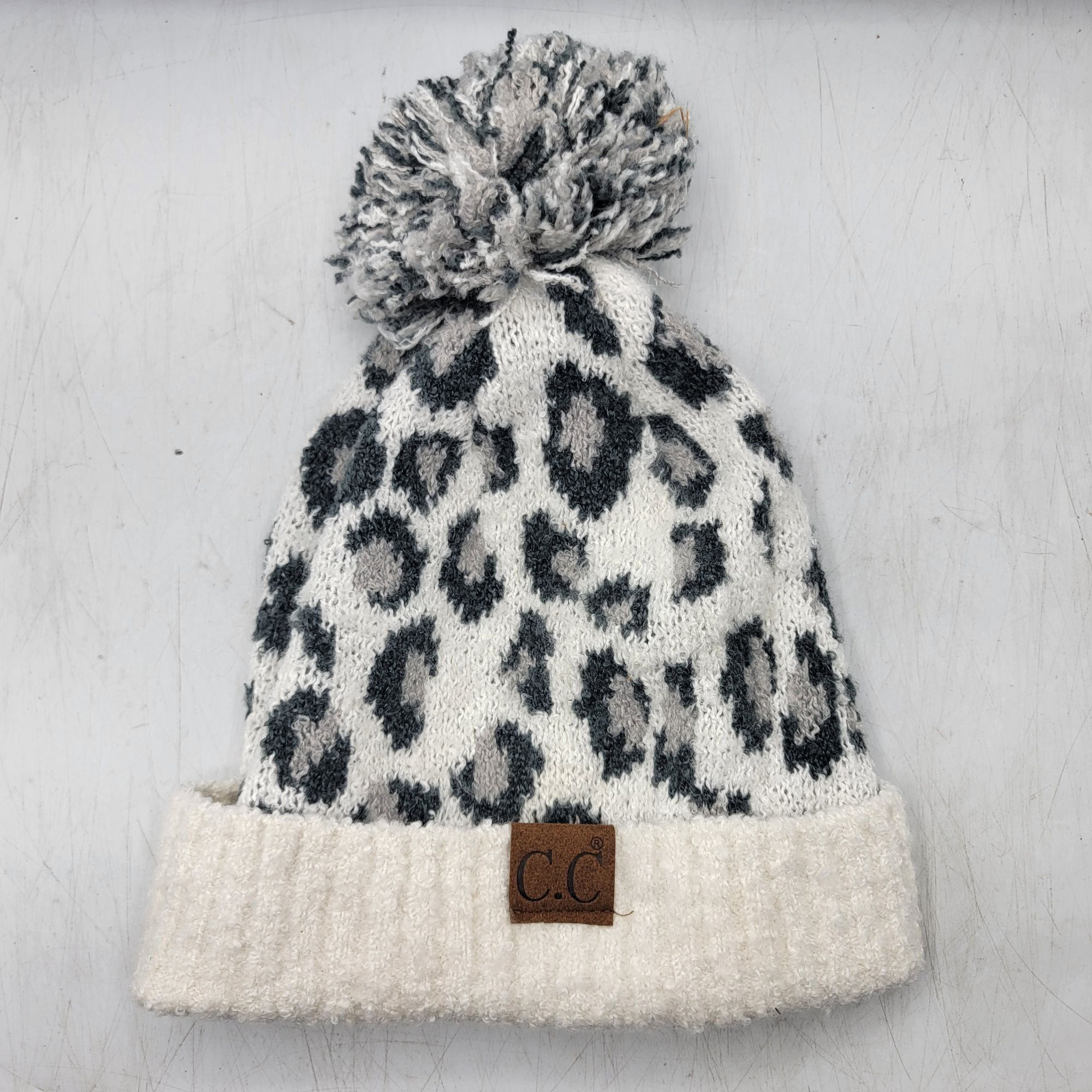 Other C.C. Exclusives Leopard Boucle Womens Knit Leopard Print Bea Size ONE SIZE - 1 Thumbnail