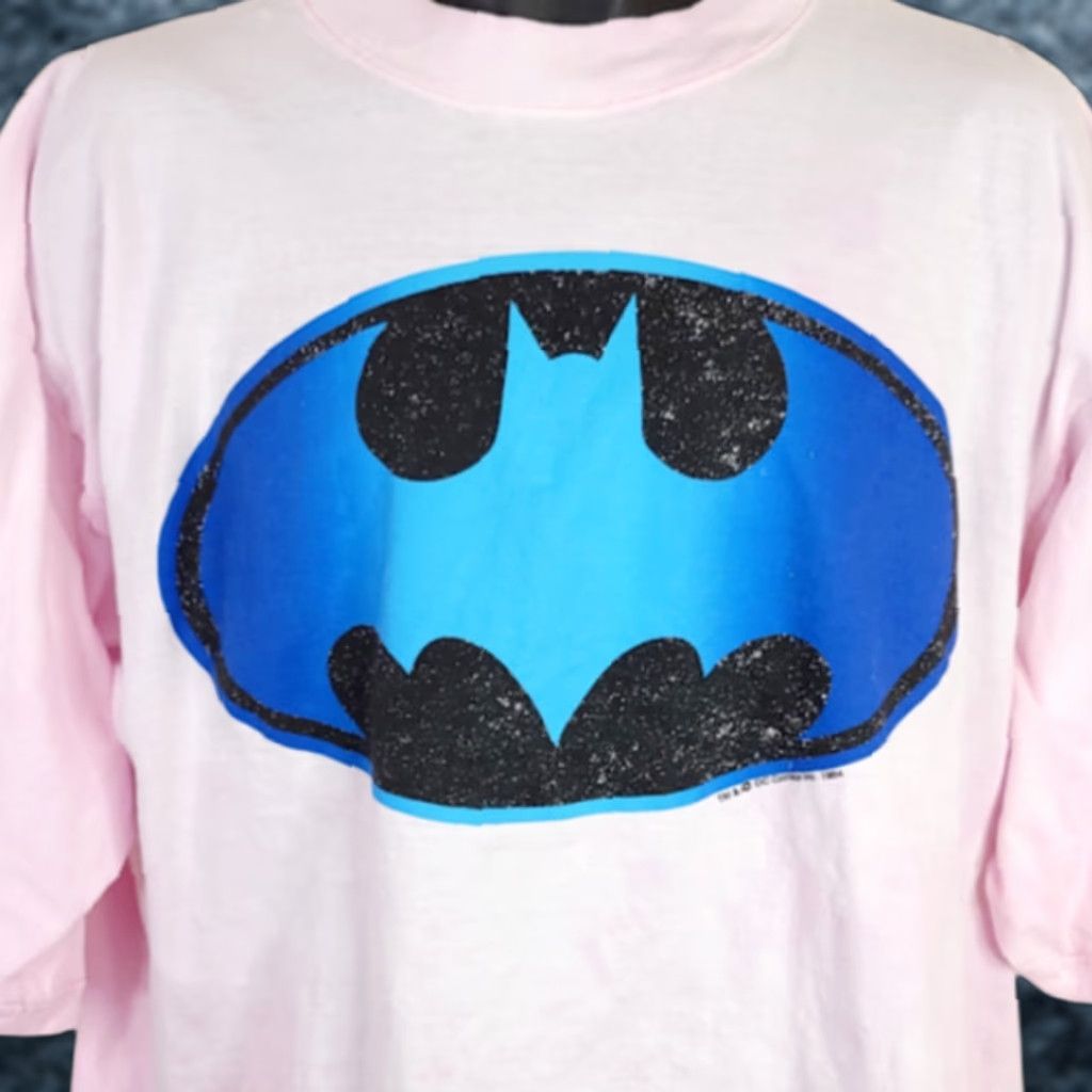 VINTAGE Batman T Shirt Mens XL Pink 80s DC Comics Dark Knight USA Size XL Cartoon Graphic Print Men T-Shirt