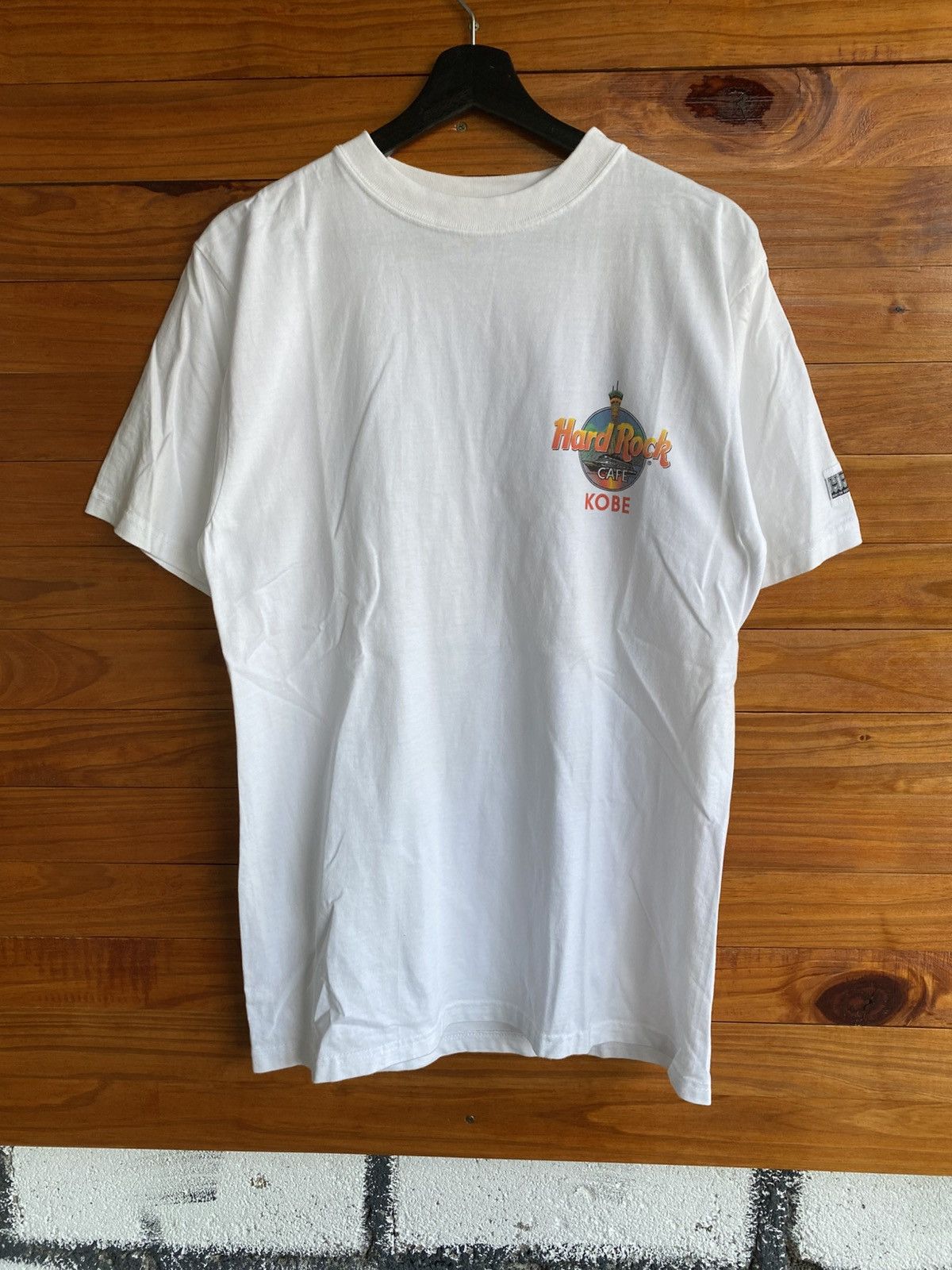 Hard Rock Cafe Vintage Hard Rock Cafe Kobe Heavy Tee White T-Shirt 1990s Size US M / EU 48-50 / 2 - 11 Thumbnail