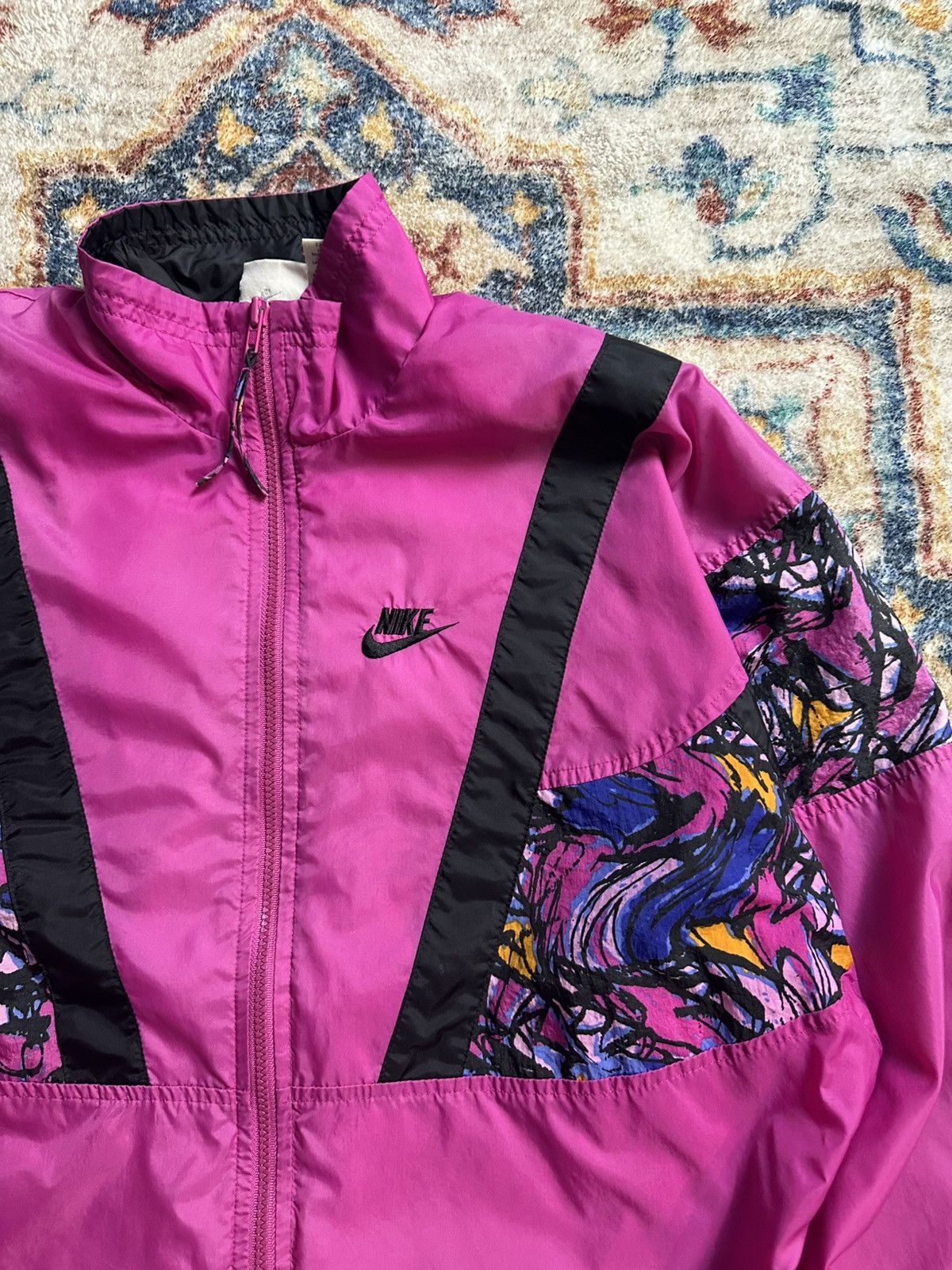 Nike Vintage Nike Abstract Zip-up Jacket Large Size L / US 10 / IT 46 - 4 Thumbnail