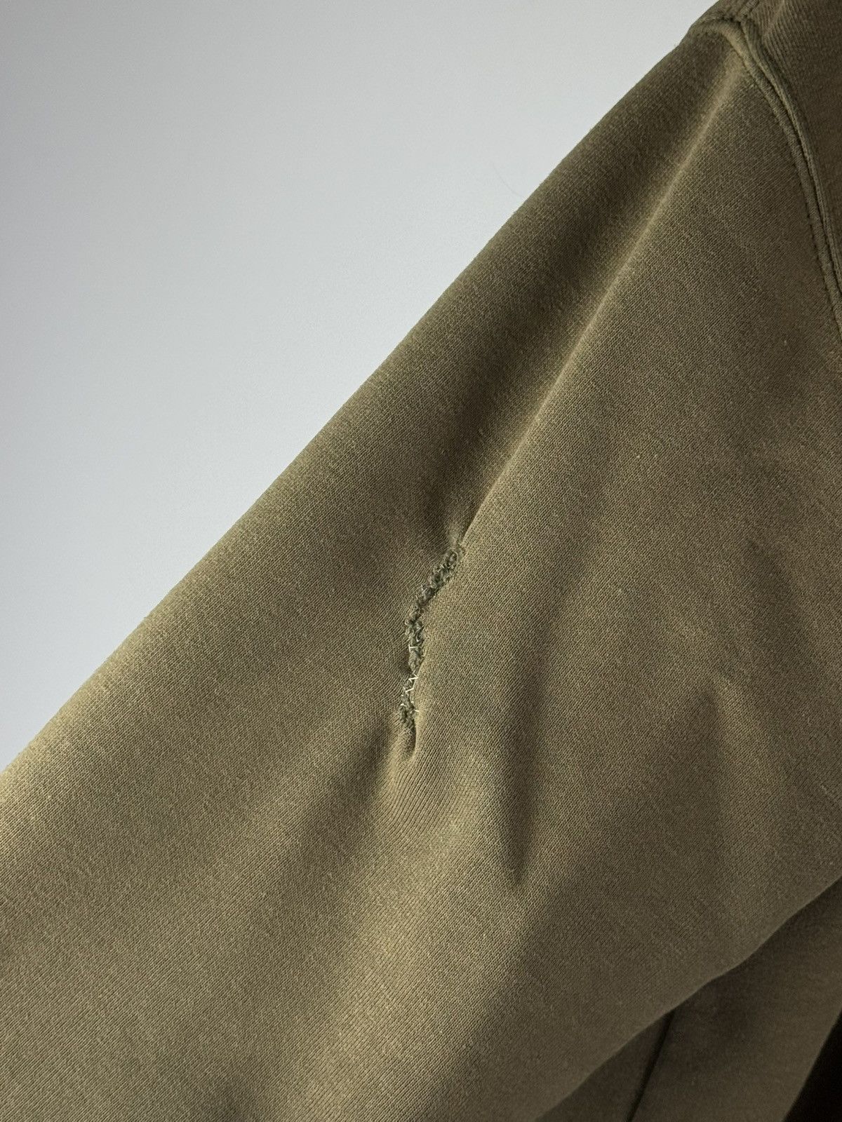 Carhartt Vintage 90s Carhartt Hoodie Thermal Zip Up Olive Green Size US L / EU 52-54 / 3 - 10 Thumbnail