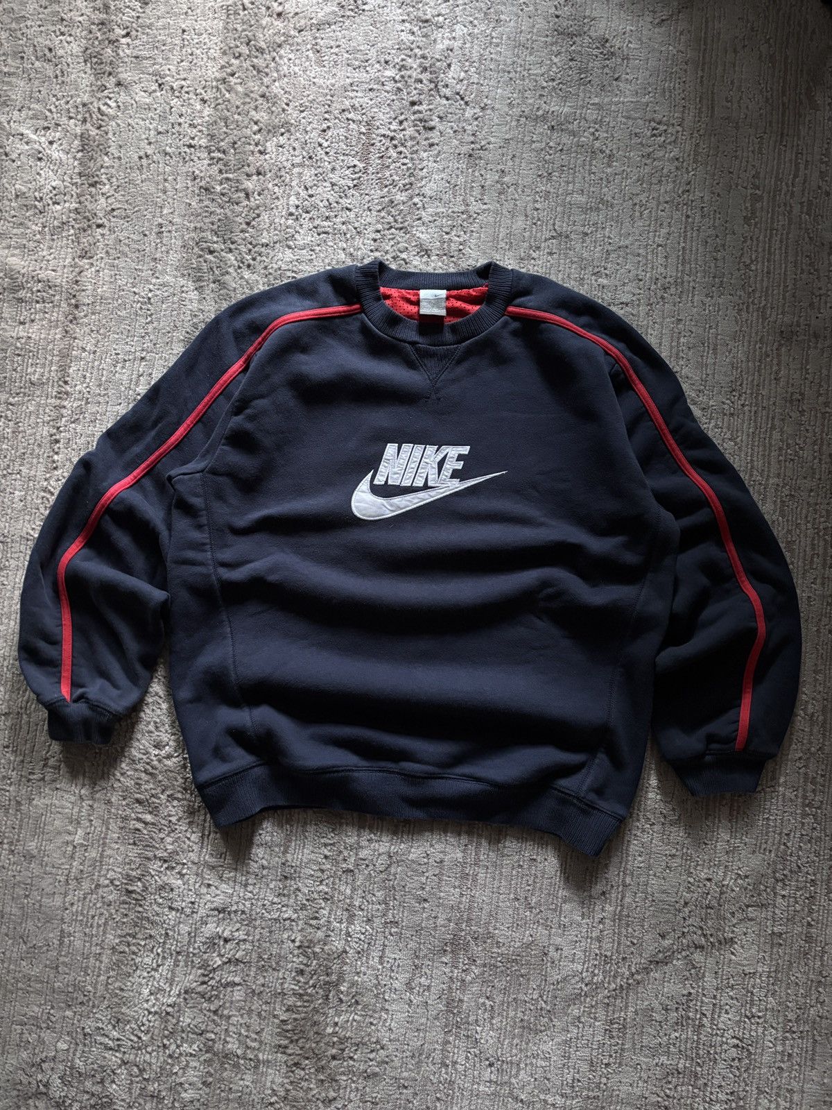 Nike Nike Vintage Streetwear Center Logo Sweatshirt Size US L / EU 52-54 / 3 - 1 Thumbnail