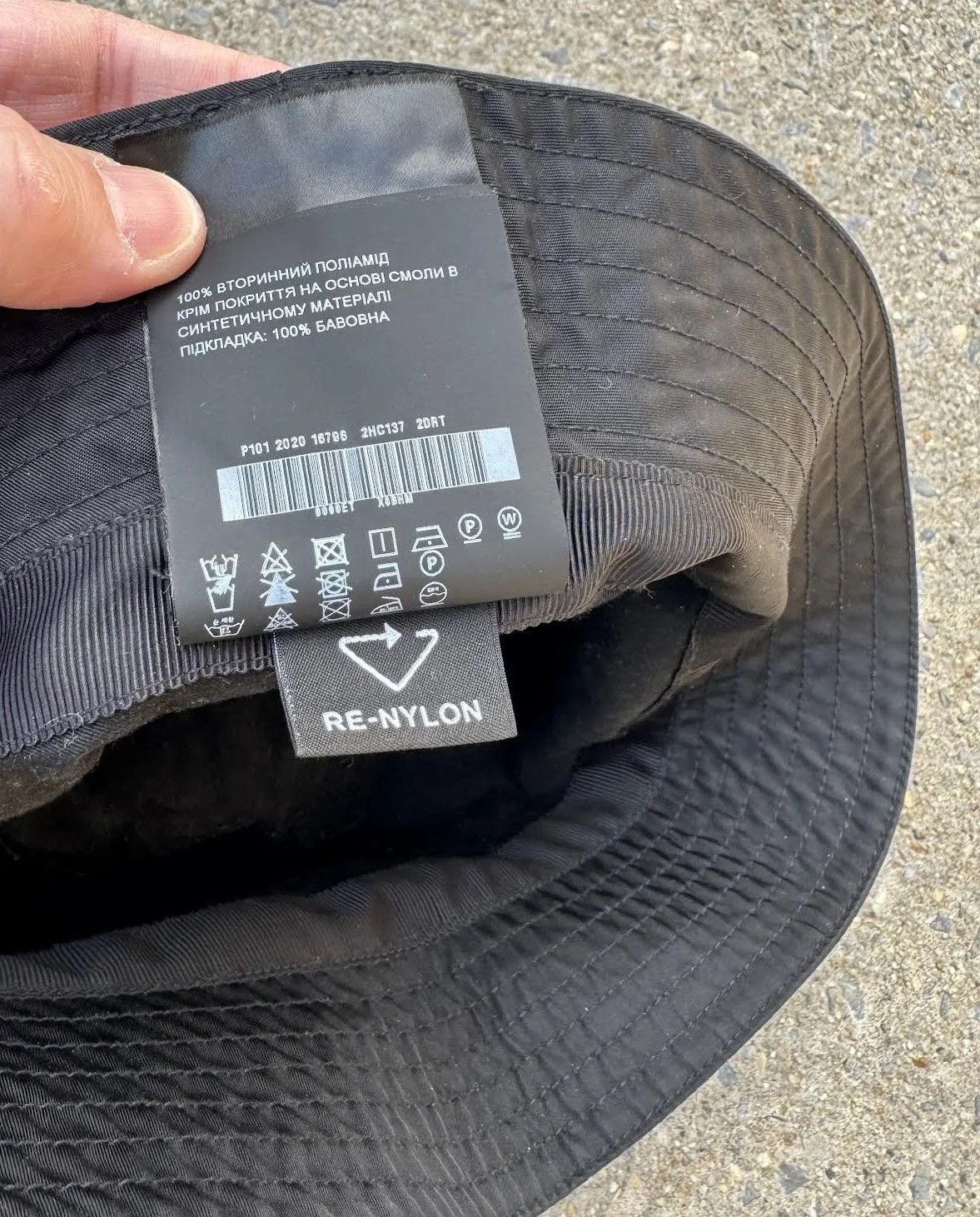 Prada Prada Re-Nylon Black Bucket Hat (Size L) Size ONE SIZE - 3 Thumbnail