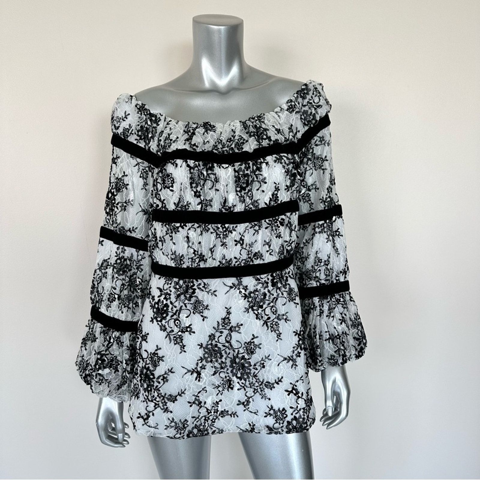 Other NEW!!! Anna Fontaine women blouse size 44FR or 12 US 360$ Size XL / US 12-14 / IT 48-50 - 1 Thumbnail