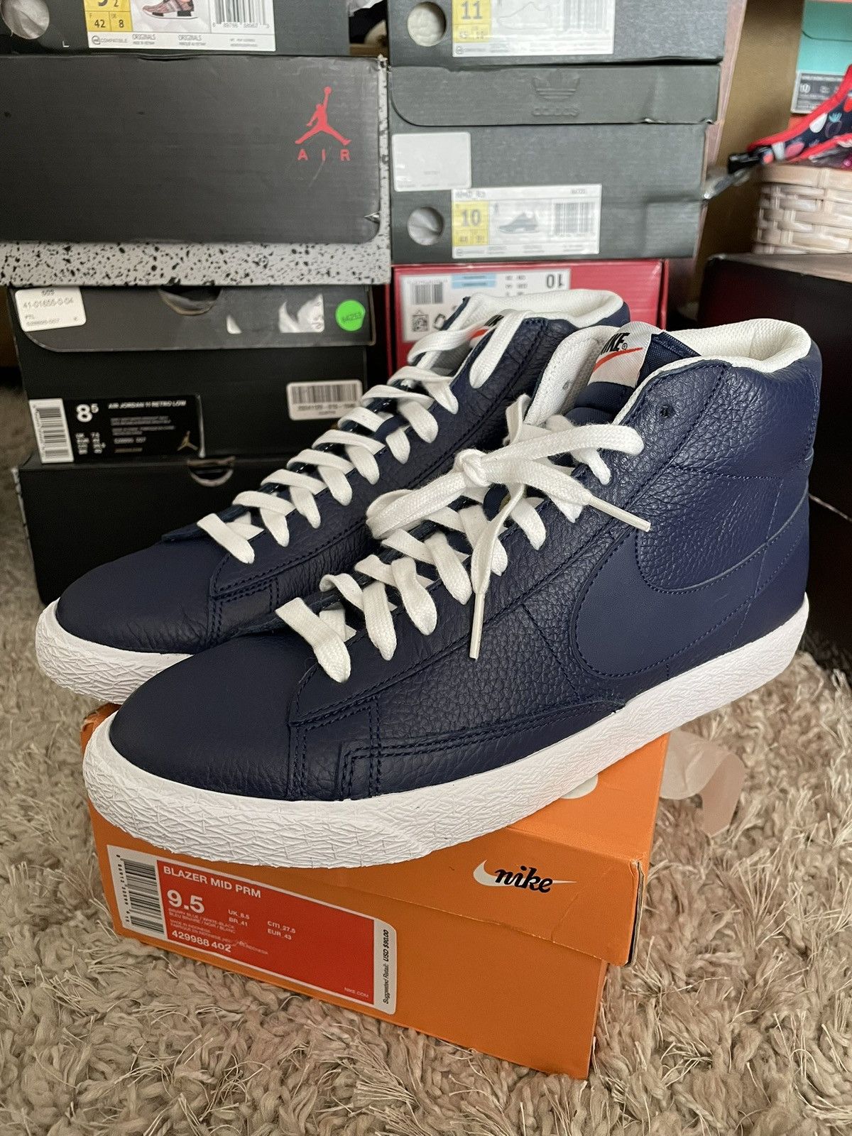 Nike Nike Blazer Mid PRM Size US 9.5 / EU 42-43 - 1 Thumbnail