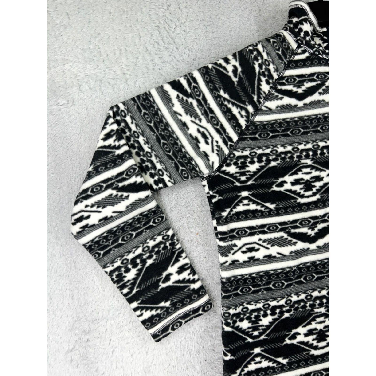Eddie Bauer Eddie Bauer Sweater Womens Large Black White Southwest Aztec 1/4 Zip Fleece Poly Size L / US 10 / IT 46 - 6 Thumbnail