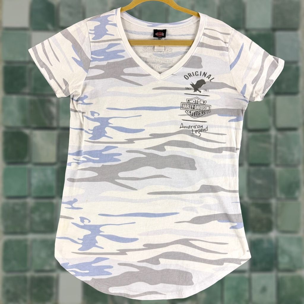 Harley Davidson Harley-Davidson T-Shirt Womens XL Blue Camo V-Neck American Legend Logo Tee Size L / US 10 / IT 46 - 1 Thumbnail