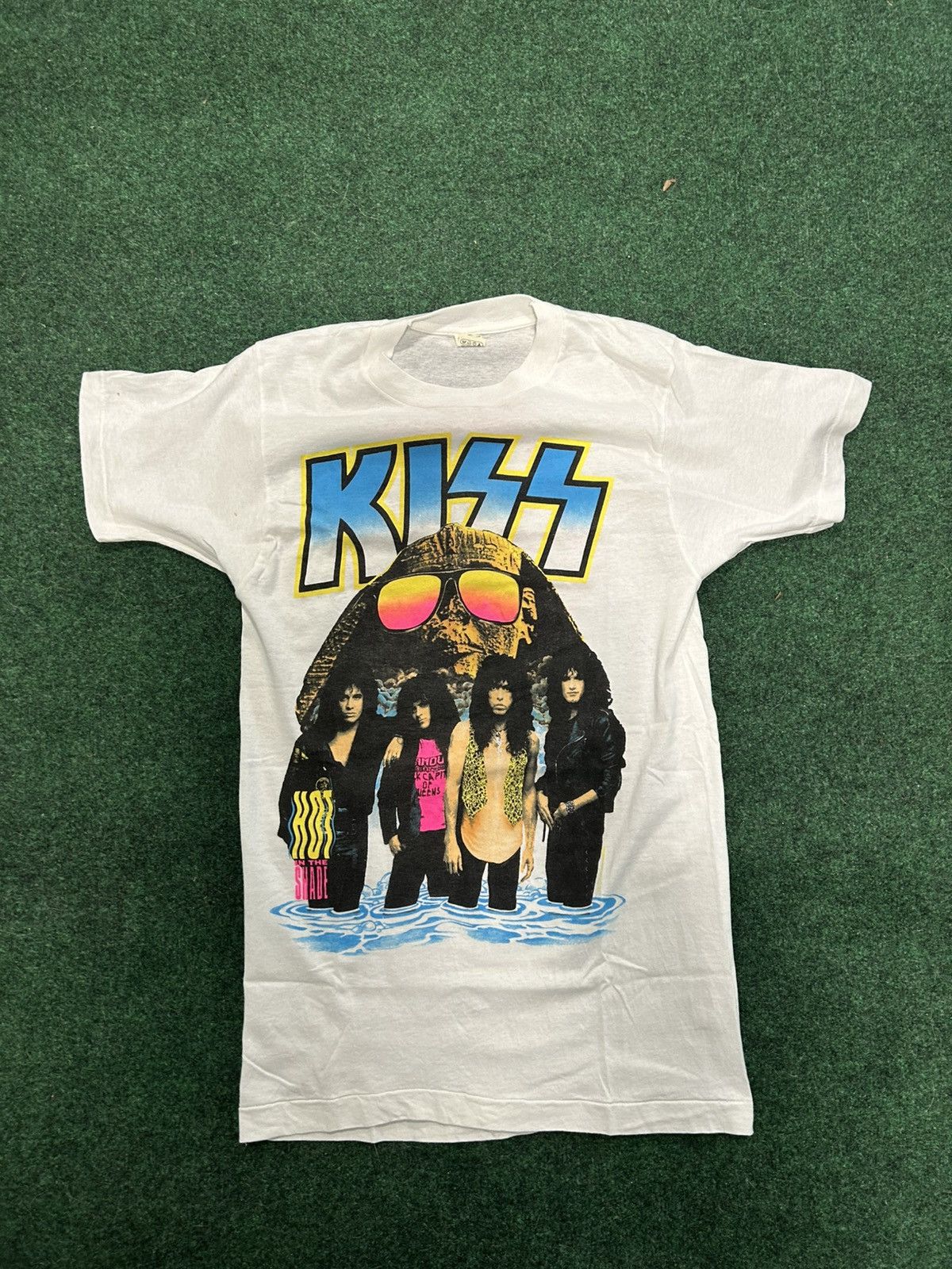 Other Vintage Single Stitch 1990 Kiss Hot in the Shade Tour Tee Size US L / EU 52-54 / 3 - 1 Thumbnail