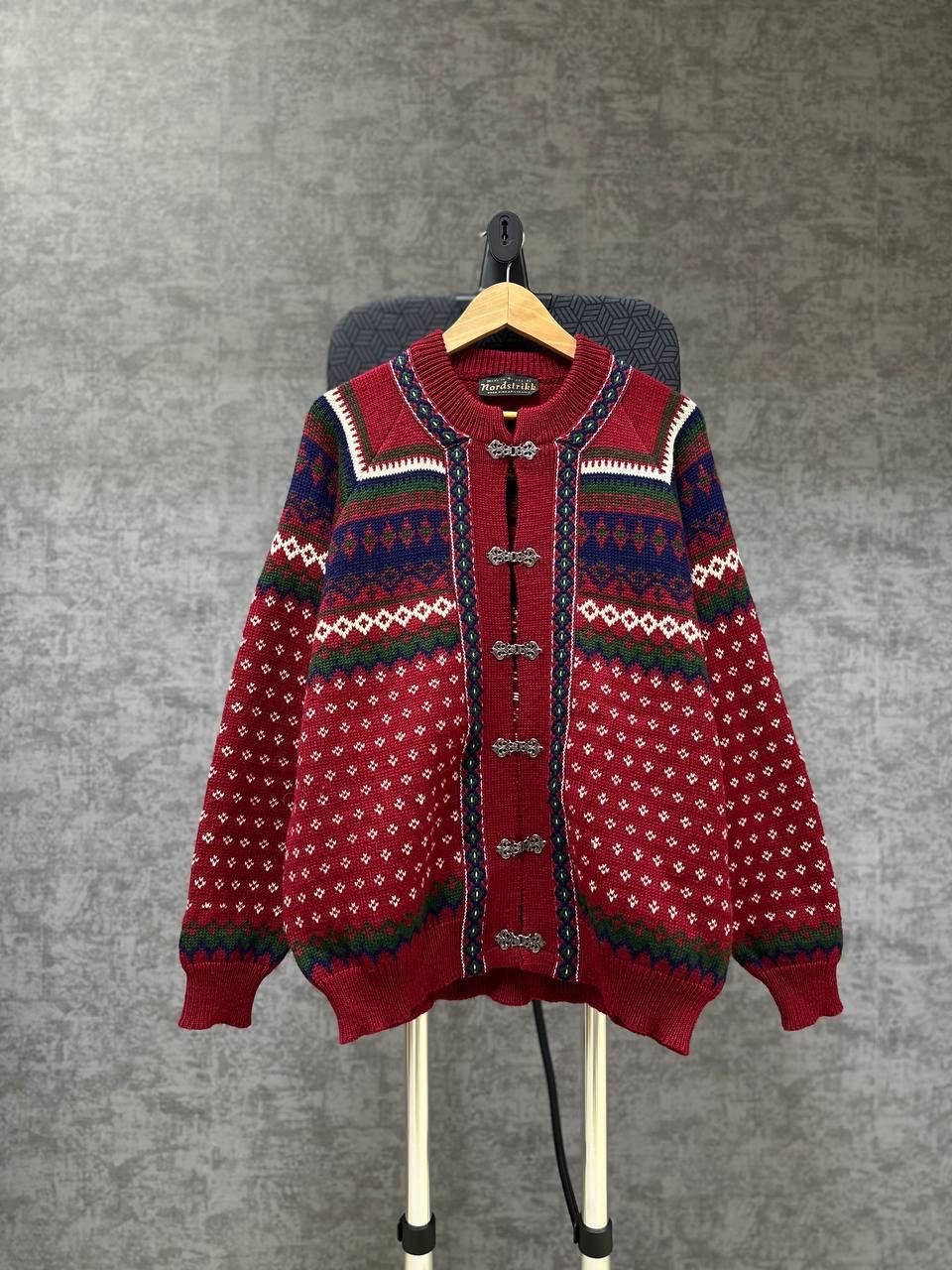Highland × Vintage Vintage Nordstrikk Wool Red Knit Highland Sweater Size US L / EU 52-54 / 3 - 7 Thumbnail