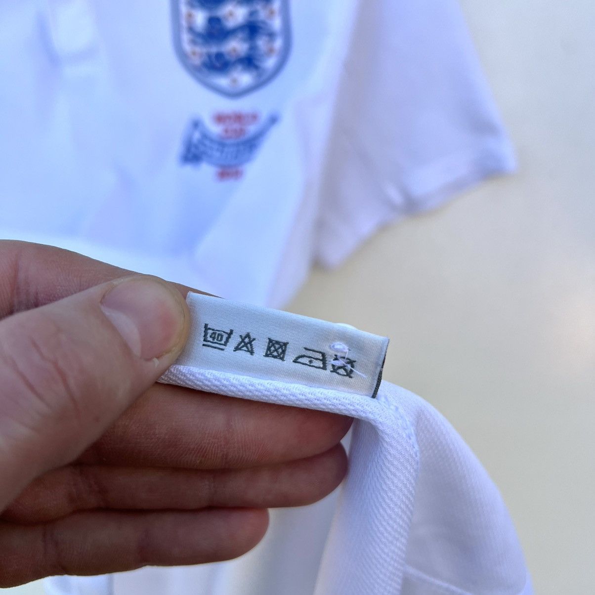 Umbro England 2010 Football Shirt Umbro South Africa World Cup Size US M / EU 48-50 / 2 - 6 Thumbnail