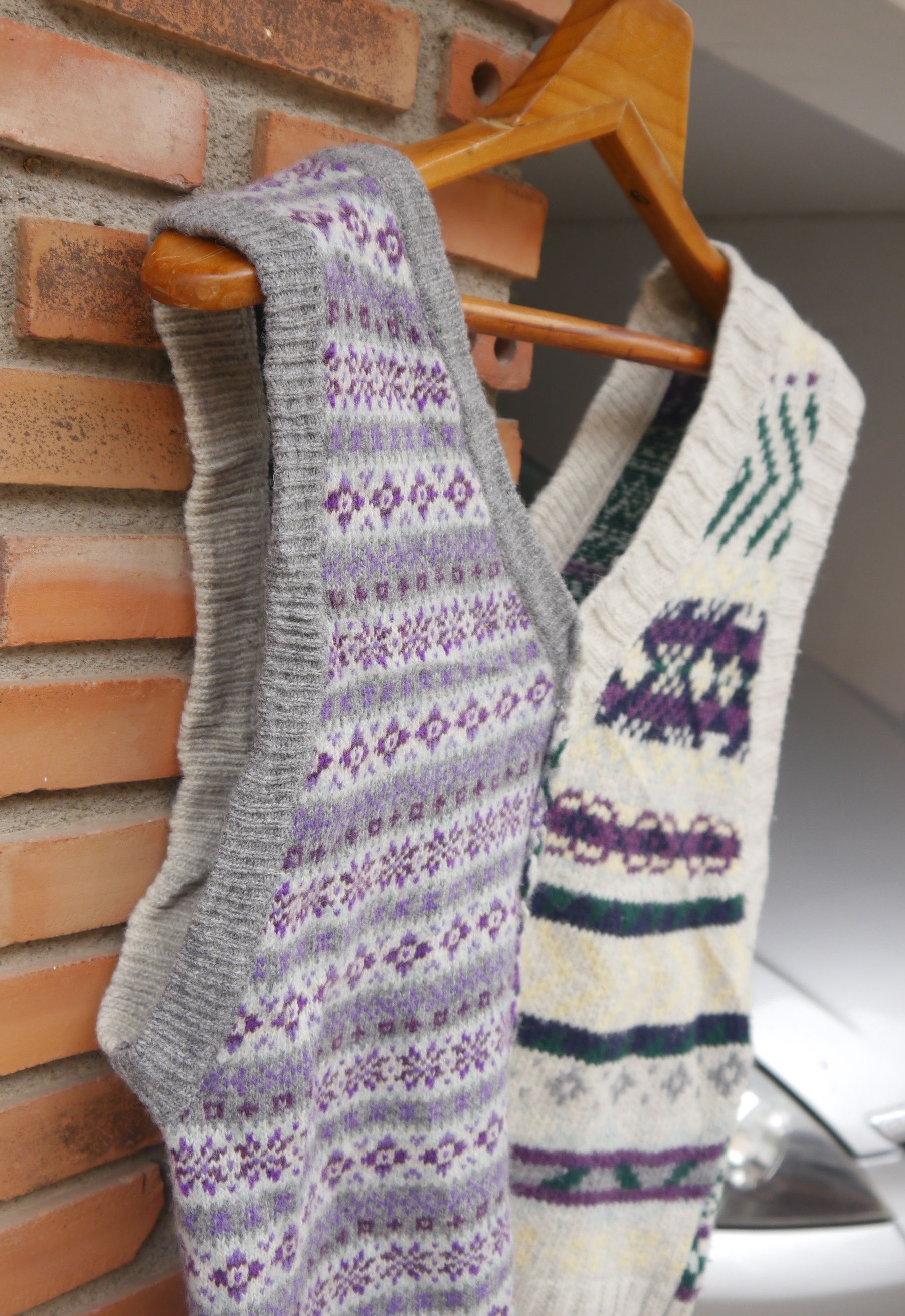 Japanese Brand (J721) Beams Boy Maturely Purple Gray V neck Fair Isle Style Size S / US 4 / IT 40 - 4 Thumbnail