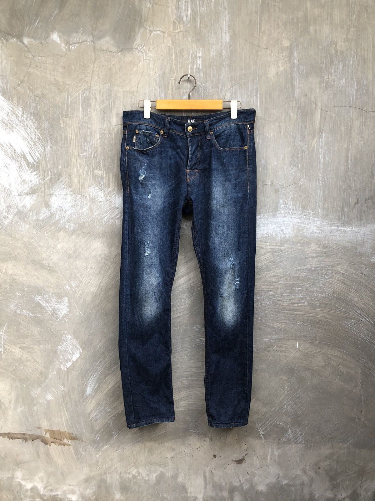 Designer Raf By Raf Simons Distressed Denim Size US 32 / EU 48 - 1 Thumbnail