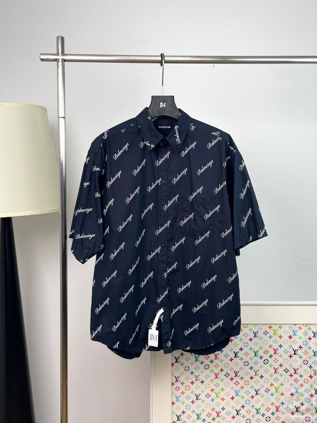 Balenciaga Balenciaga All Over Logo Short Sleeve Shirt Size S Size US S / EU 44-46 / 1 - 1 Thumbnail
