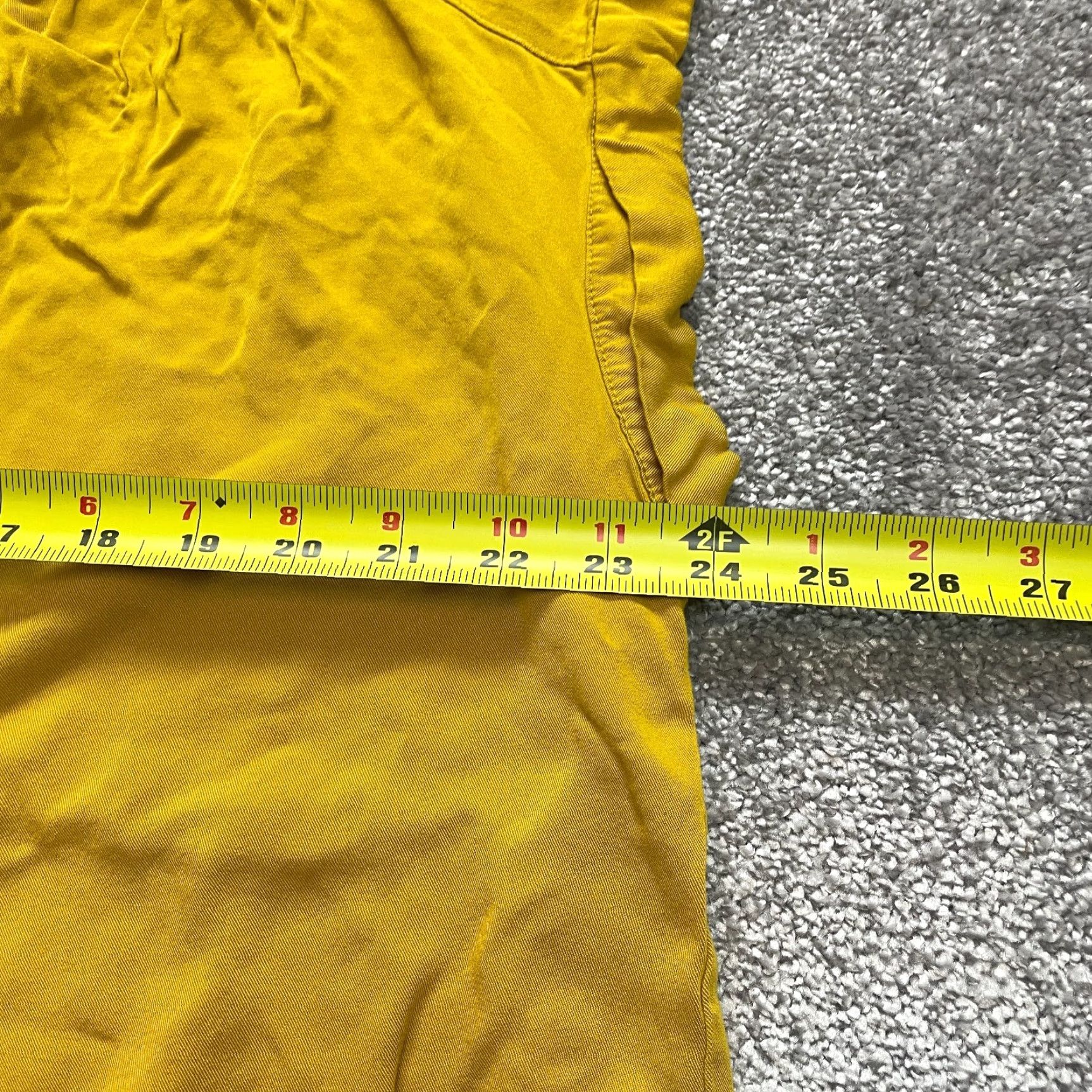 Vintage Rose + Olive Blouse Shirt Womens 1X Yellow Rolled Cuff Cap Sleeves Soft Rayon V-Neck Pullover Short Sleeve Lace BLAUSE? Size XL / US 12-14 / IT 48-50 - 6 Thumbnail