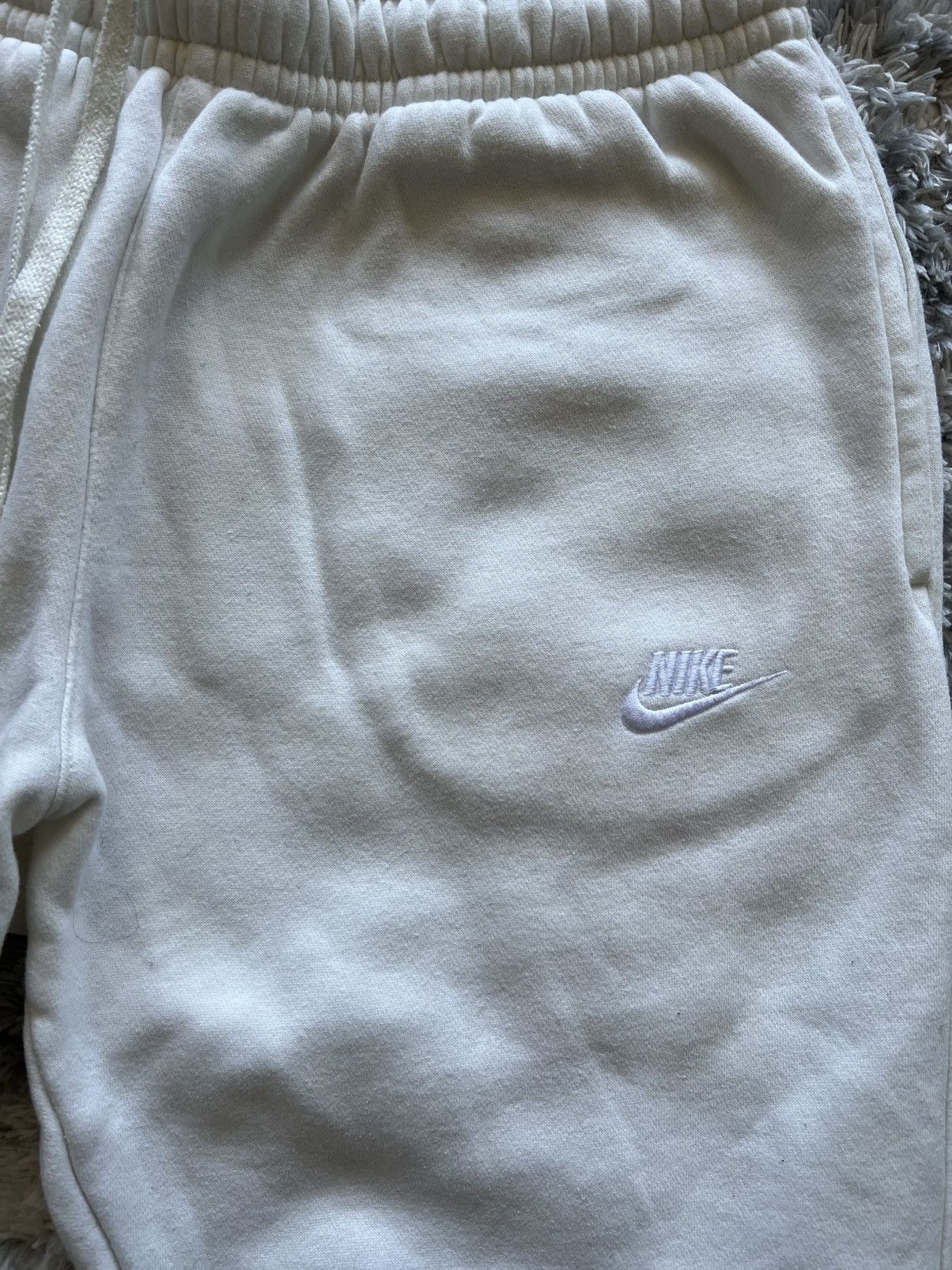 Nike Nike Essentials Ivory Joggers Size US 32 / EU 48 - 3 Thumbnail