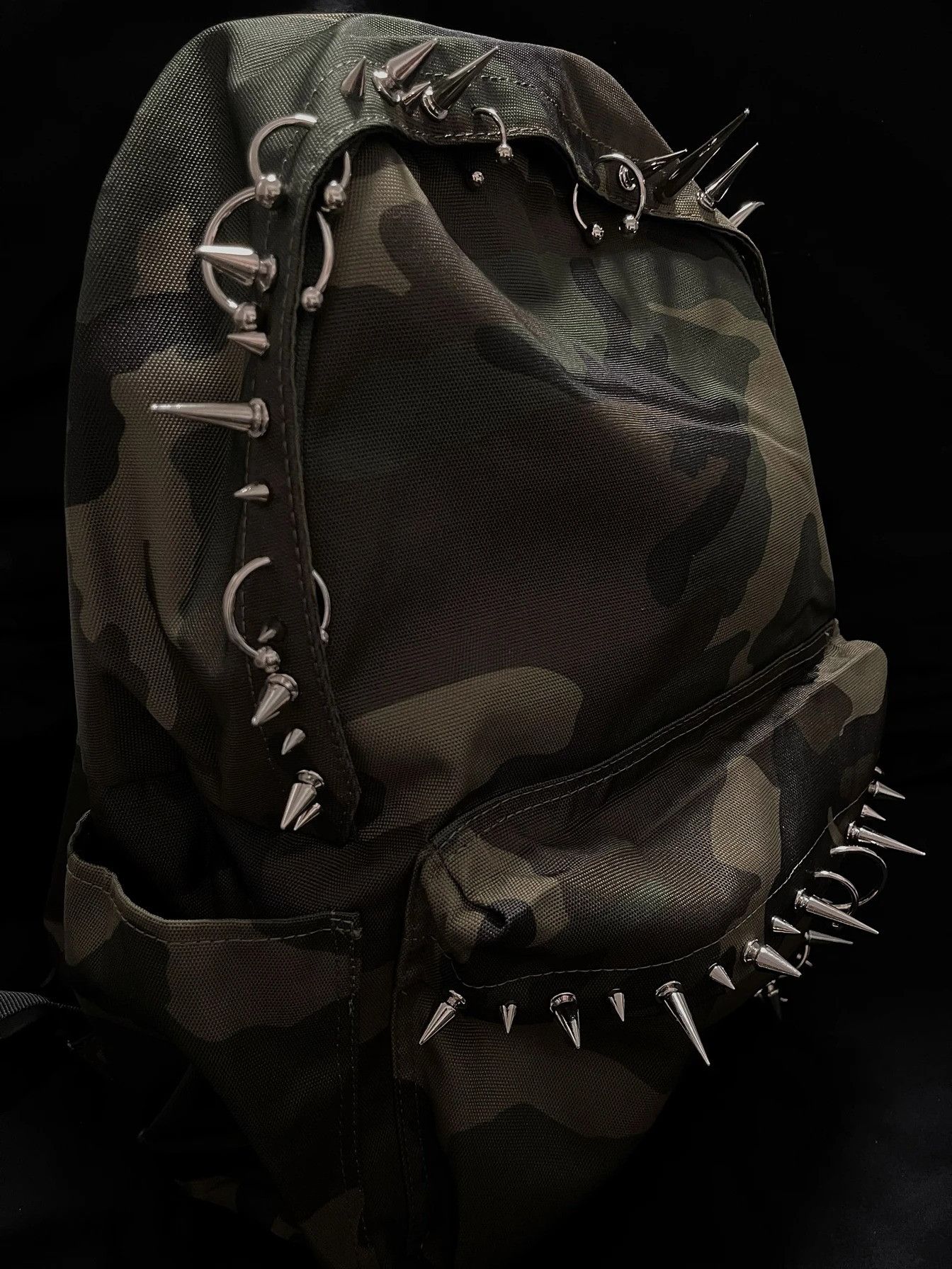 Other Punk Gothic Army Streetwear Rivets Camouflage Backpack Size ONE SIZE - 4 Thumbnail