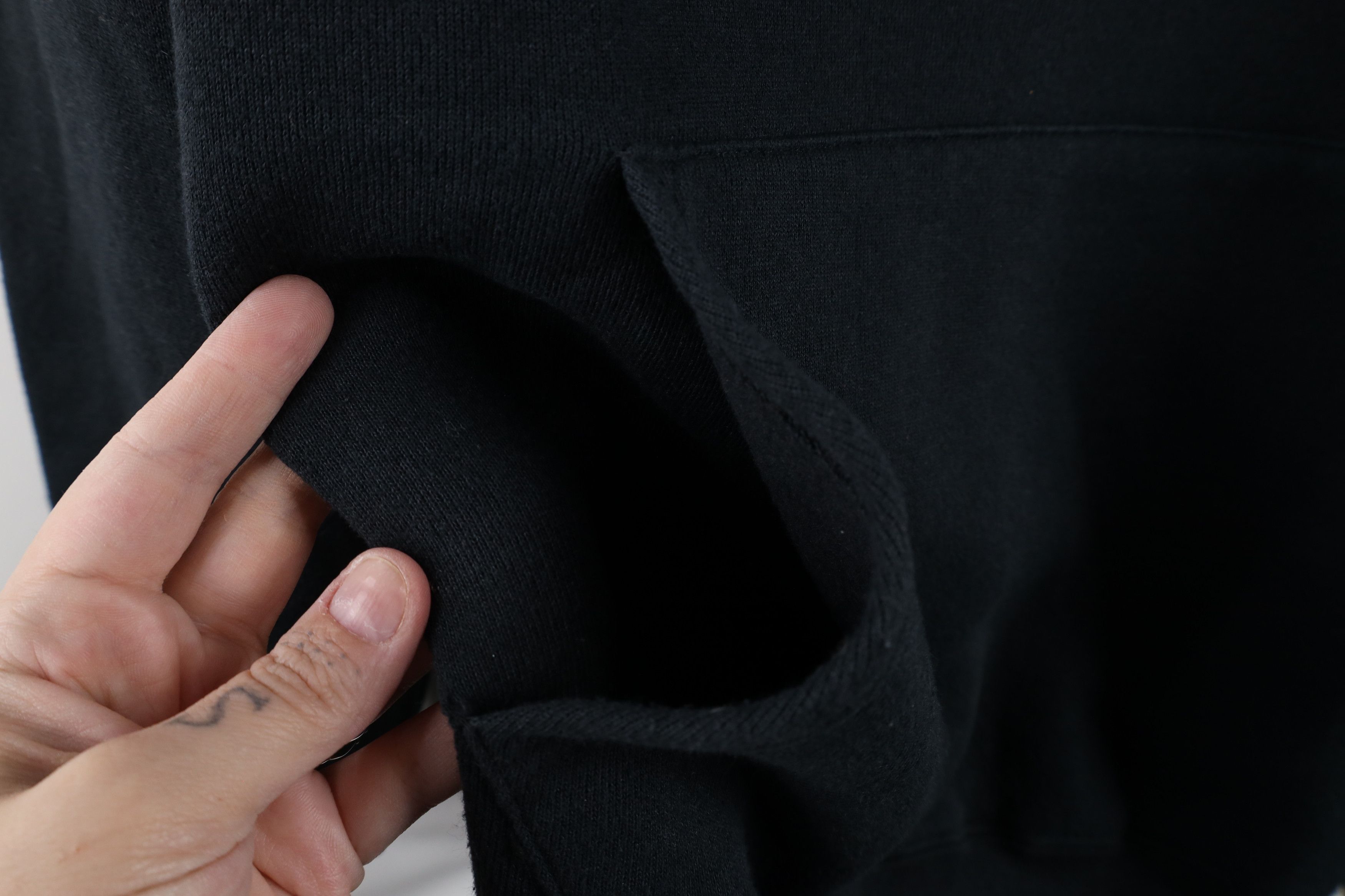 Champion × Vintage Vintage 90s Champion Out Heavyweight Hoodie Sweatshirt Black Size US XL / EU 56 / 4 - 6 Thumbnail