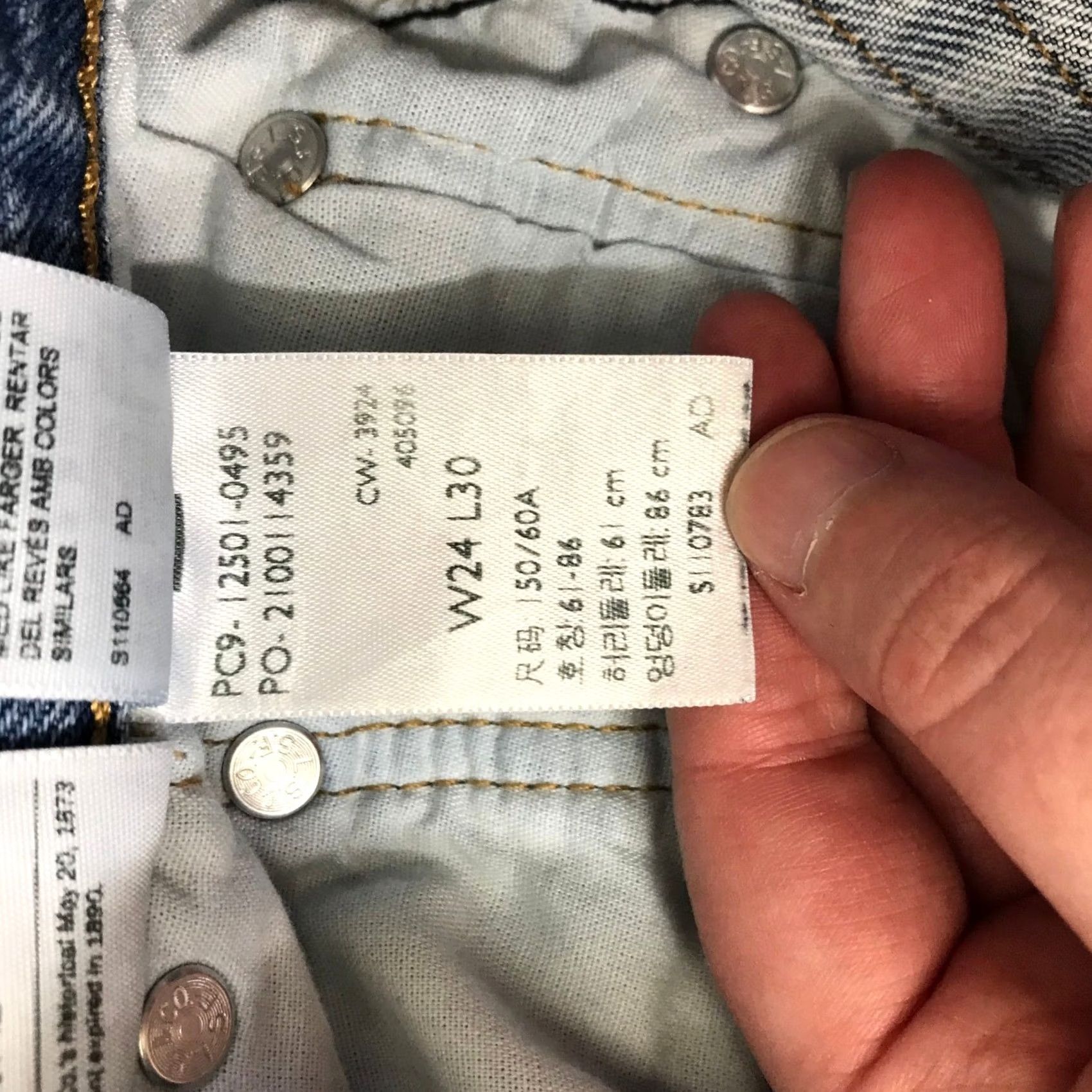 Levi's Levi'S 501 Original Fit Straight Leg Light Wash Blue Denim Jeans W24 L30 - Classic Size 40" / US 18 - 7 Thumbnail
