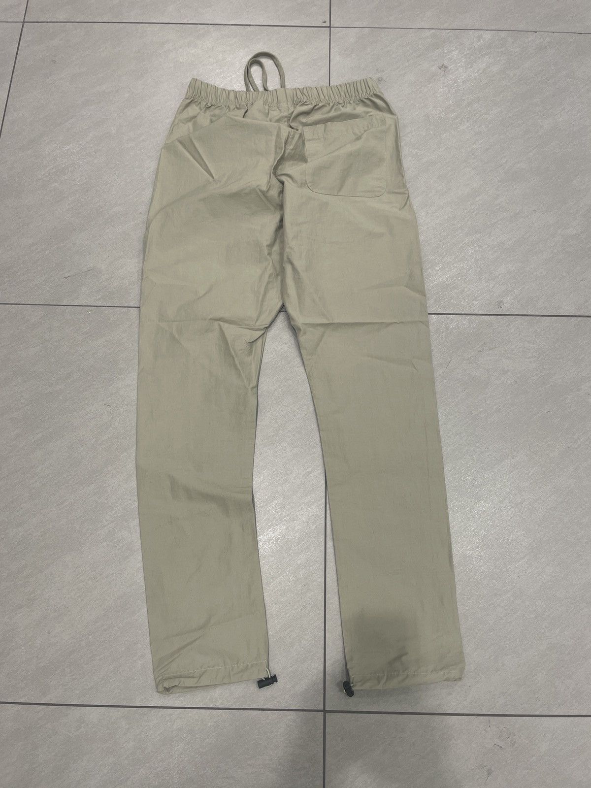 Essentials Fear of God Essentials Track Pant Pistachio XS Size US 28 / EU 44 - 2 Thumbnail