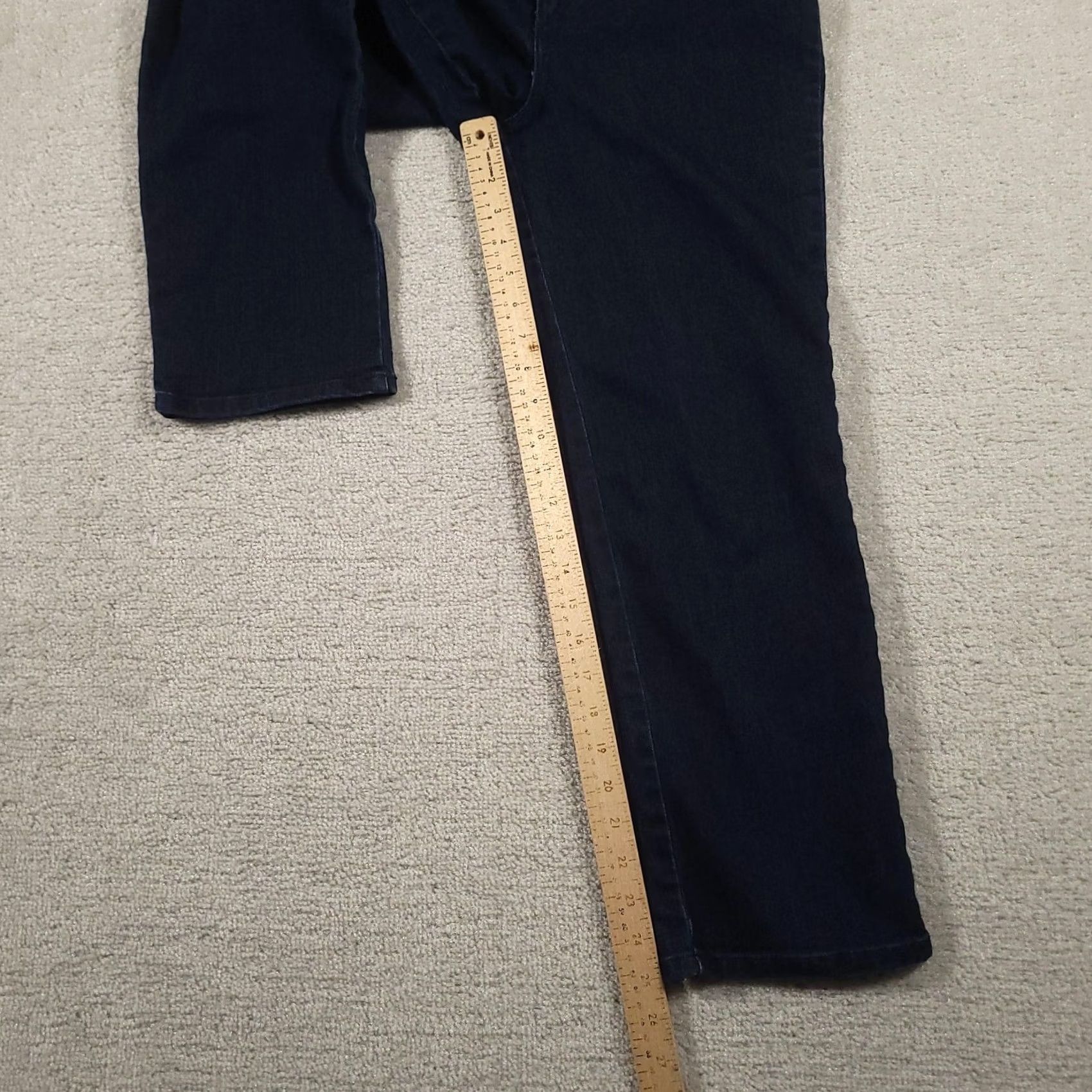 Gloria Vanderbilt Gloria Vanderbilt Jeans Womens 10P Petite Dark Wash Amanda Straight Leg Denim Size 32" / US 10 / IT 46 - 3 Thumbnail