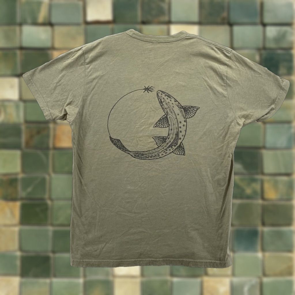 Sage Fishing T-Shirt Men's Large Green Graphic Outdoor Performance Surf Hiking Shirt Mens Green Sage Fishing T-Shirt