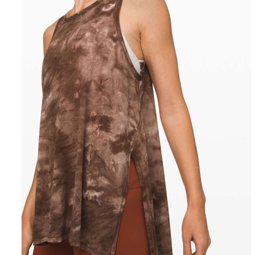 Lululemon Lululemon Long for Length Tank Brown Medium Tie Dye Size M / US 6-8 / IT 42-44 - 3 Thumbnail