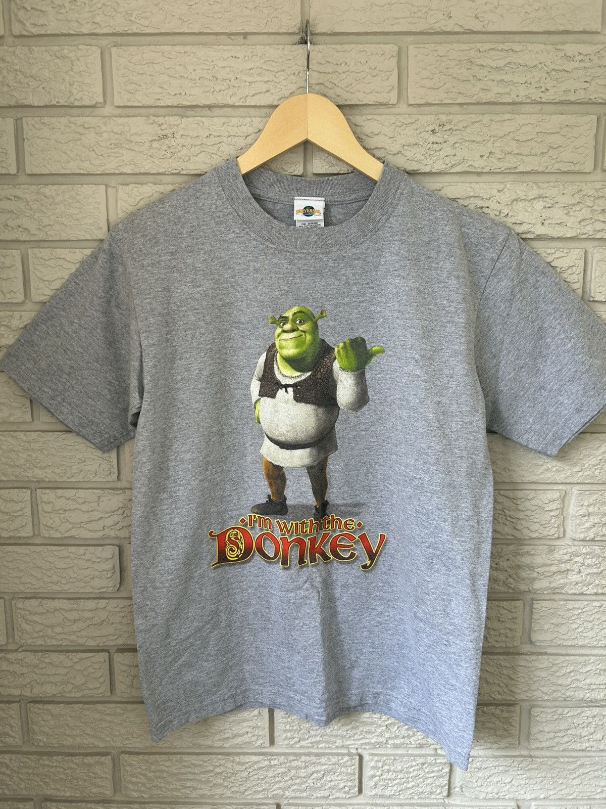 Universal Studios × Vintage Vintage Shrek Im With The Donkey T Shirt Size US S / EU 44-46 / 1 - 1 Thumbnail
