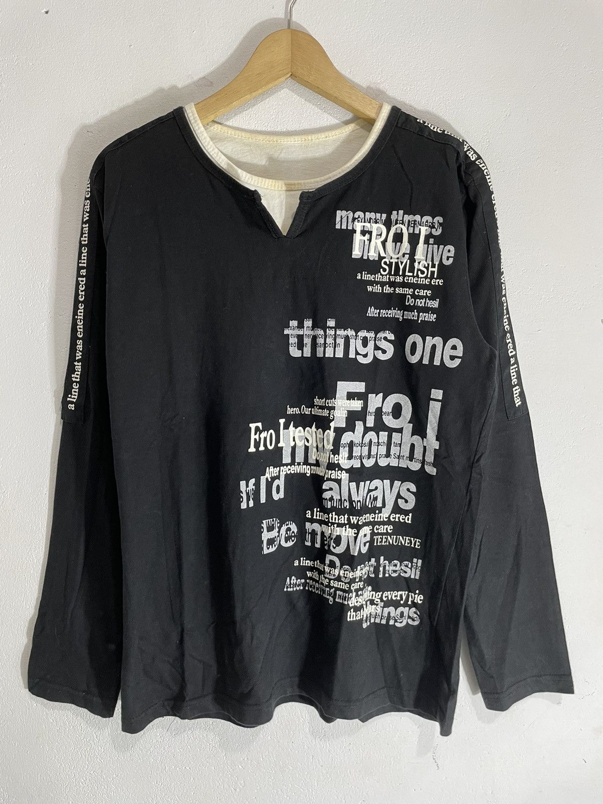 Beauty Beast Japanese Poem Double layer Longsleeve gothic style Size US L / EU 52-54 / 3 - 1 Thumbnail