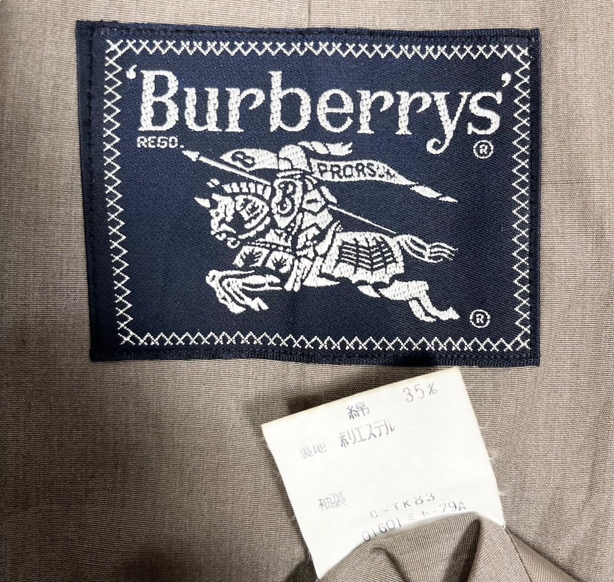 Burberry × Vintage Vintage Burberrys Nylon Trench Coat Size US S / EU 44-46 / 1 - 9 Thumbnail