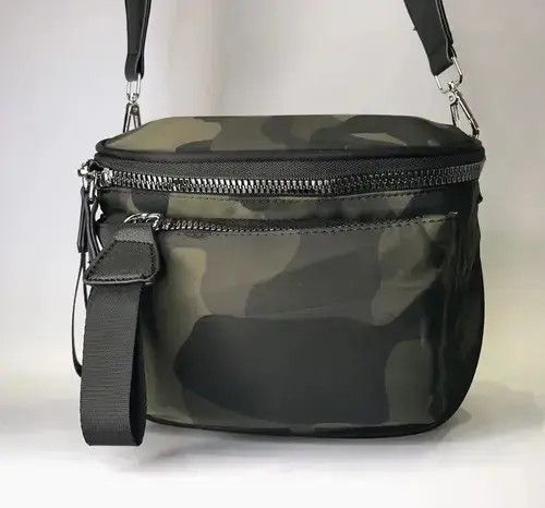 Fashion Camouflage Zip Shoulder Side Bag Crossbody in Black, Men's
