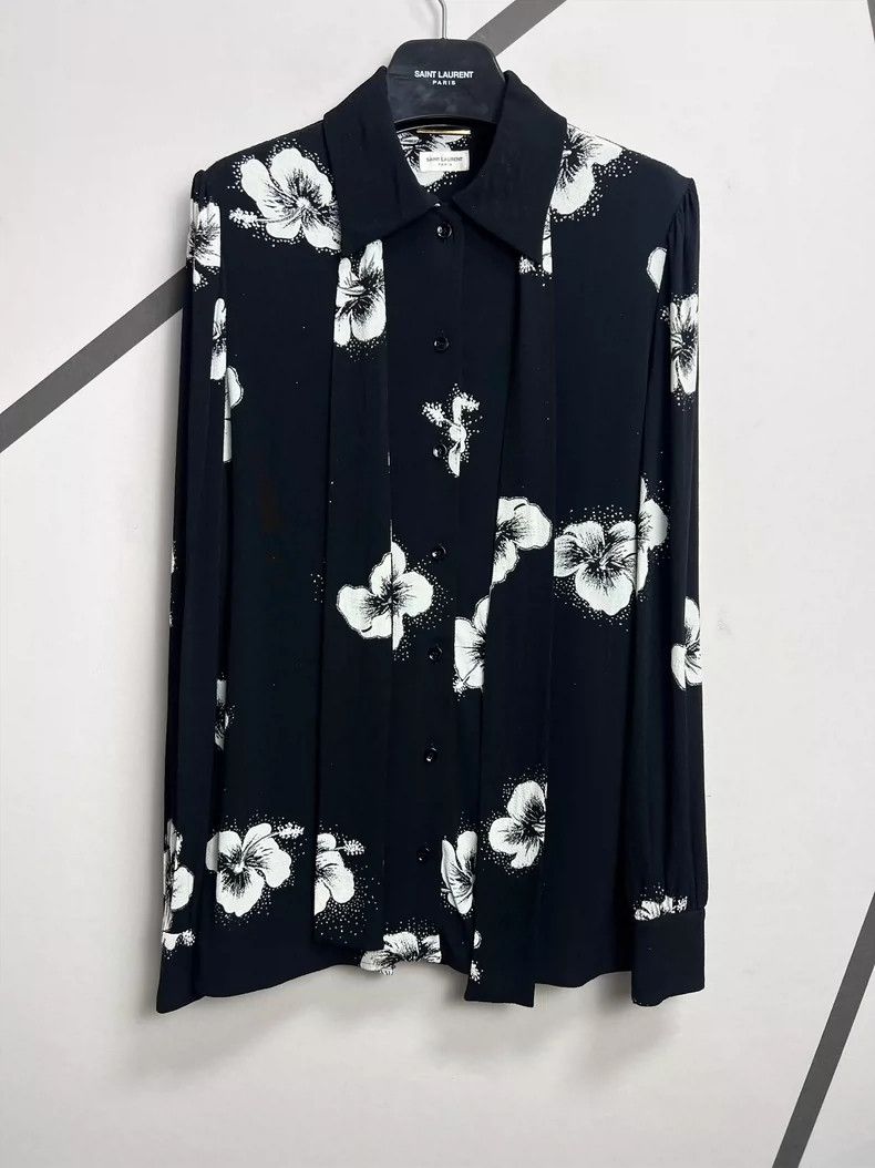 Saint Laurent Paris Saint Laurent Paris16 Autumn/Winter Hibiscus Bow Tie Silk Size XS / US 0-2 / IT 36-38 - 2 Thumbnail