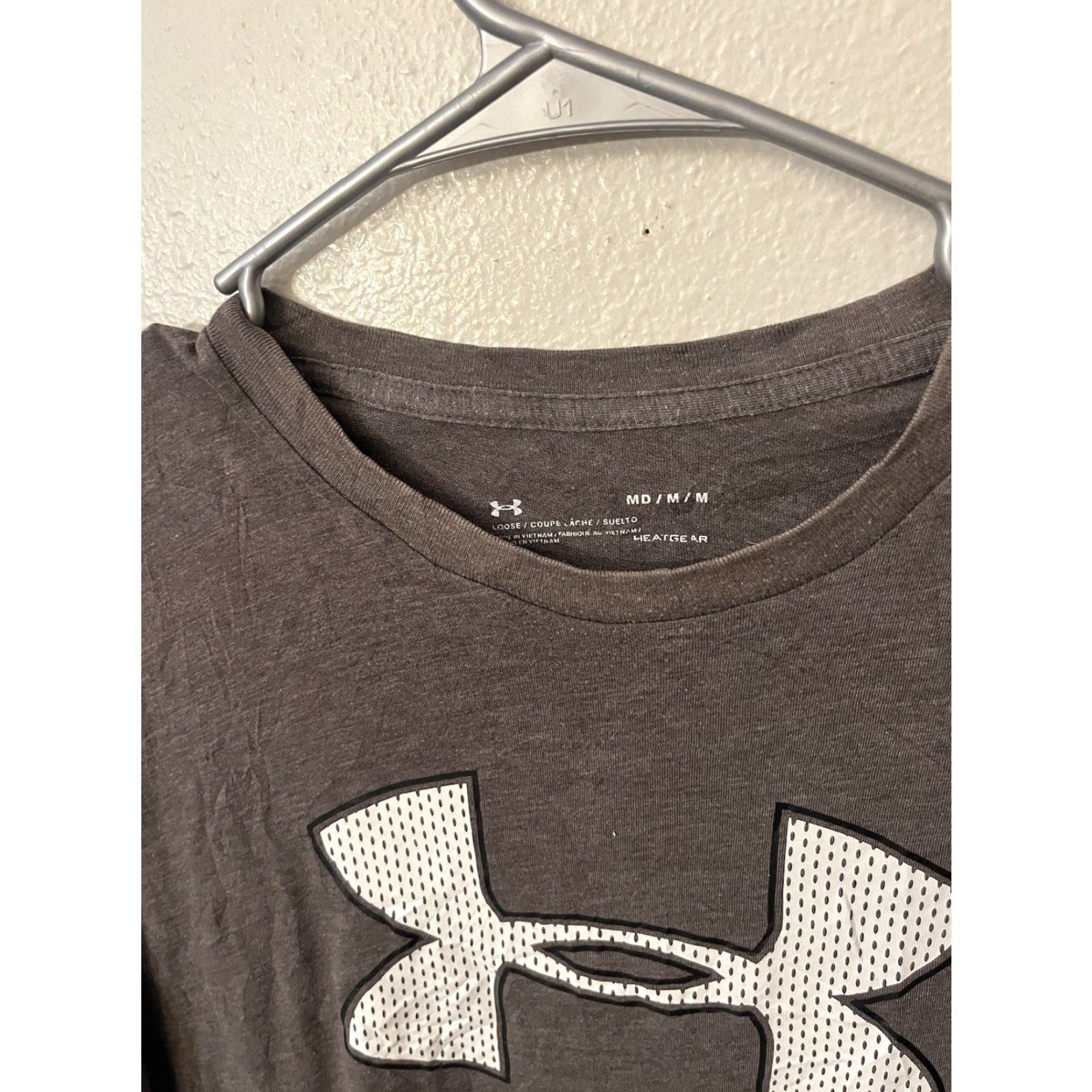 Under Armour Under Armour T-Shirt Men's M Short Sleeve Gray Logo Graphic Crew Neck Shirt Mens M Gray Graphic Size US M / EU 48-50 / 2 - 3 Thumbnail