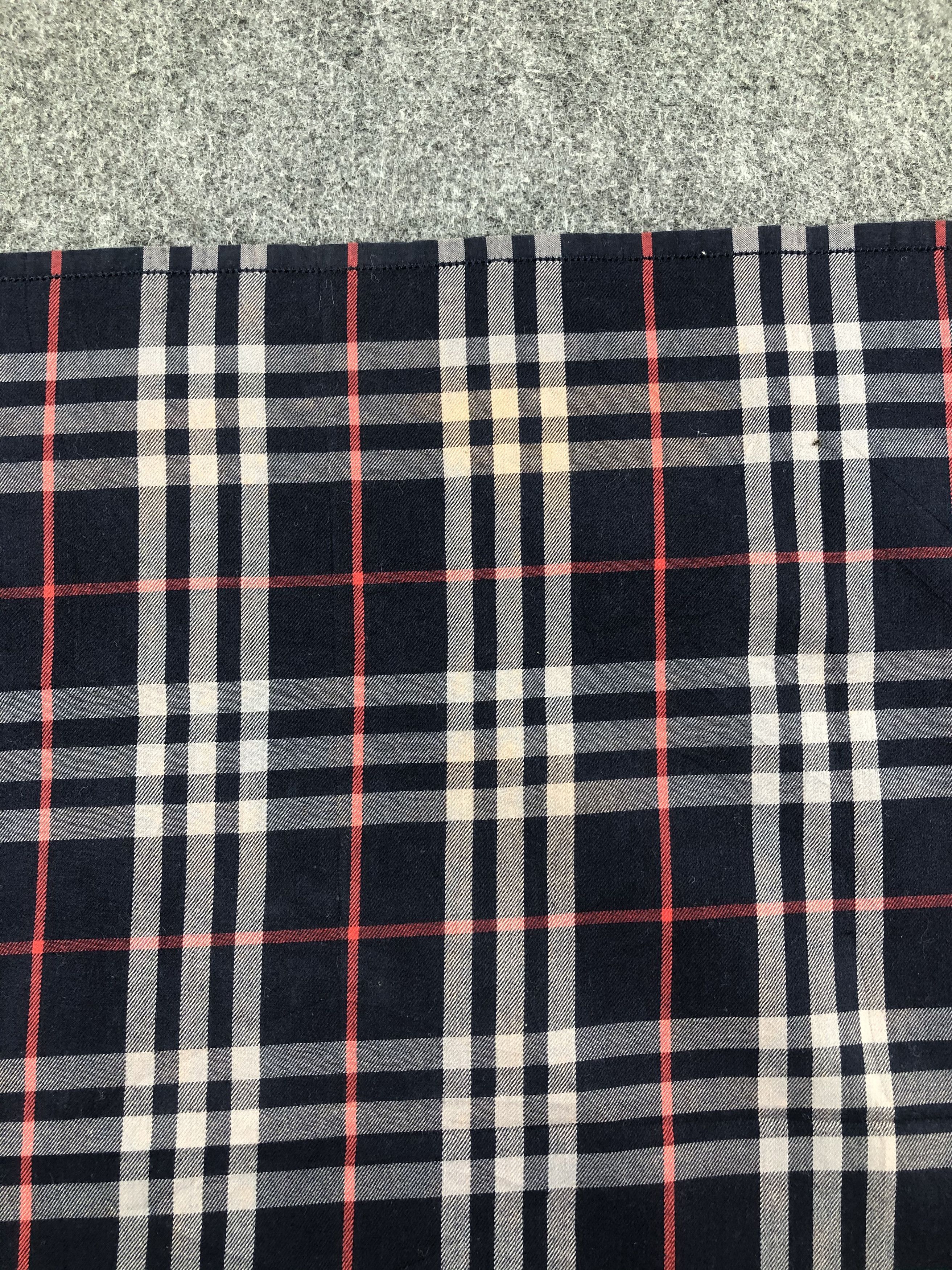 Burberry Burberry Handkerchief / Bandana / Neckerchief Size ONE SIZE - 6 Thumbnail
