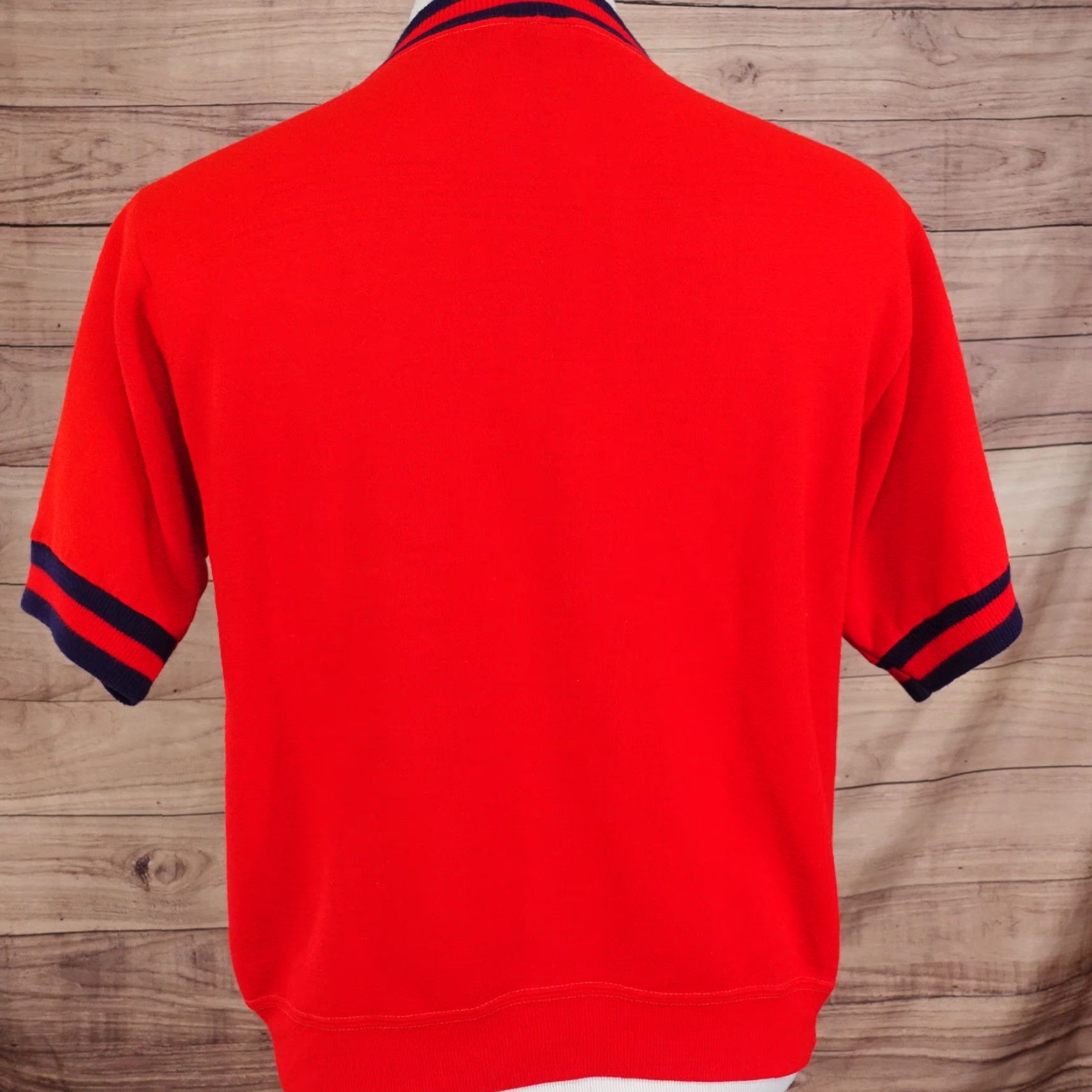 Vintage VINTAGE RED 2-TONE SHORT SLEEVE SWEATSHIRT L 60s 70s Mens Size US L / EU 52-54 / 3 - 3 Thumbnail
