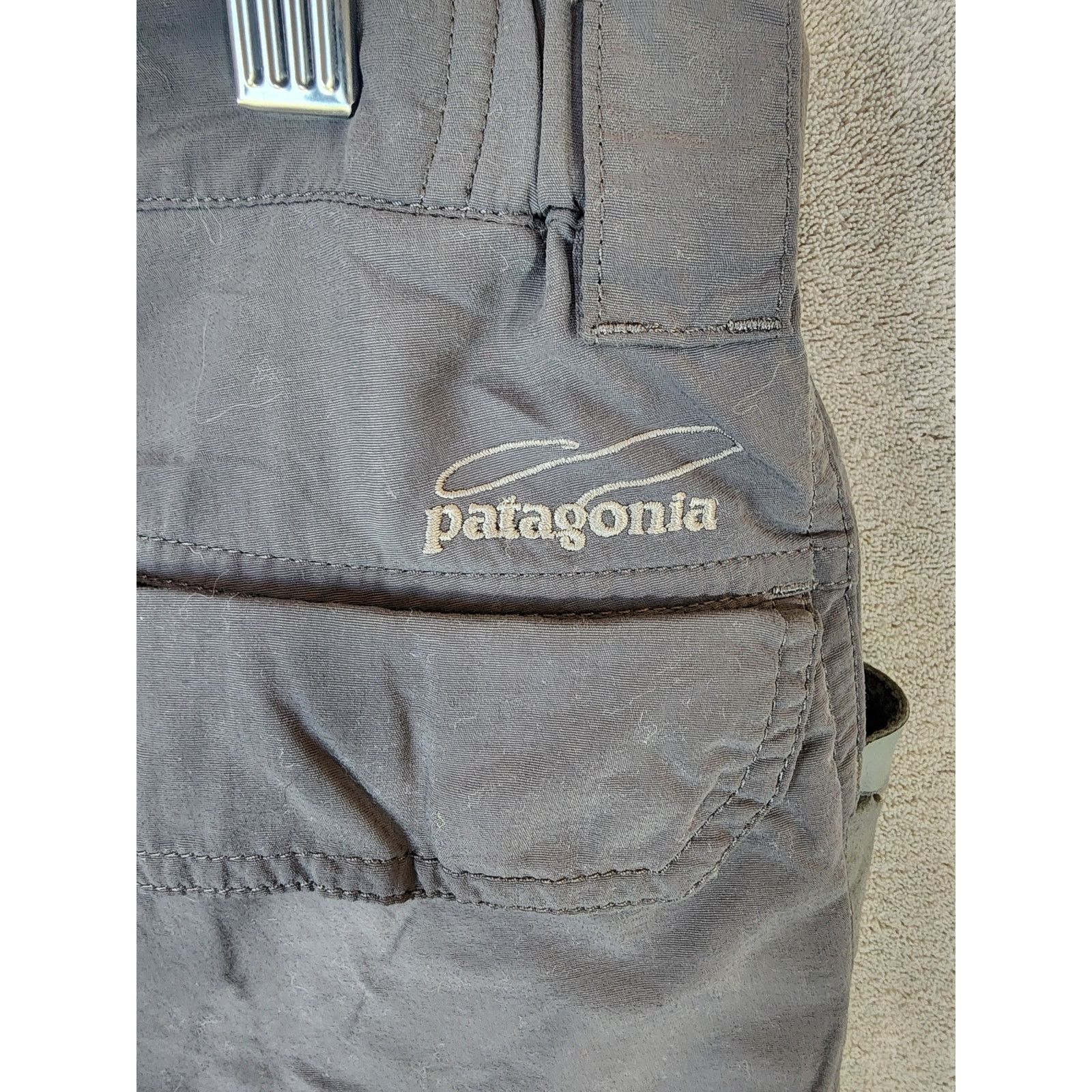 Patagonia Patagonia 32-34 Gray Shorts Men Size US 33 - 3 Thumbnail