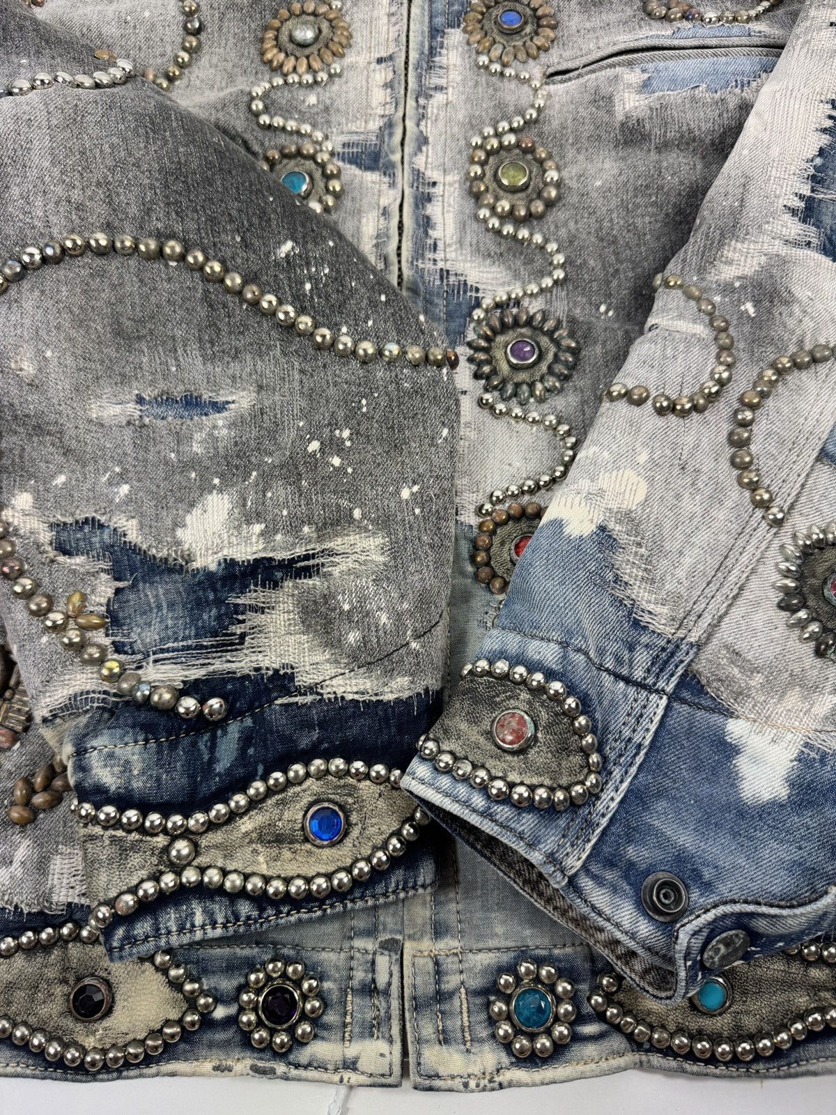 Proleta Re Art EMBELLISHED LEATHER DETAIL HANDMADE 1/1 DENIM JACKET Size US L / EU 52-54 / 3 - 9 Thumbnail