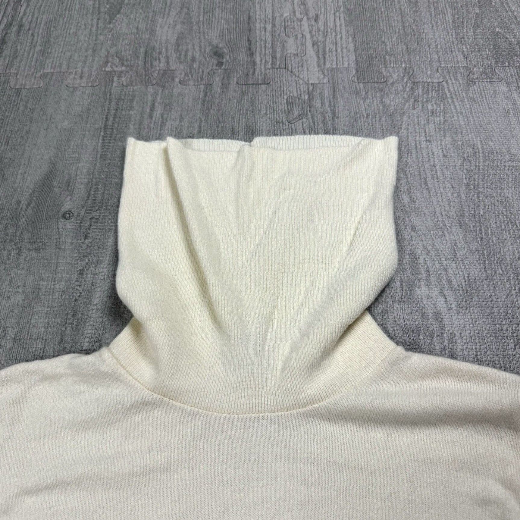 Vintage VINTAGE Kenneth Too! 1970s Turtleneck Sweater Women XL Ivory Acrylic Knit Retro Boho 70s Fashion Size XL / US 12-14 / IT 48-50 - 3 Thumbnail
