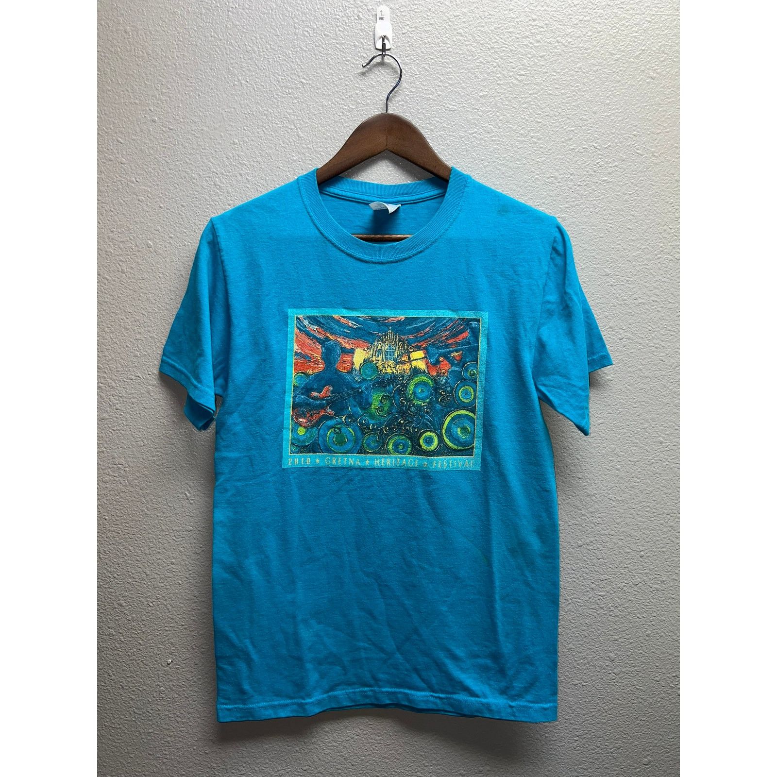 Jerzees Gretna Heritage Festival Shirt 2010 Music Guitar Blue Stain Size US S / EU 44-46 / 1 - 1 Thumbnail