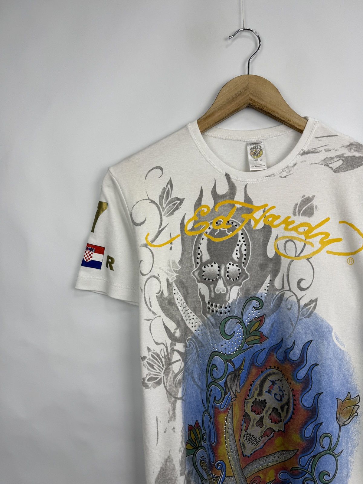 Ed Hardy 🇺🇸💀 Vintage Ed Hardy Skull Rhinestone Christian Audigier Tee Size US M / EU 48-50 / 2 - 4 Thumbnail
