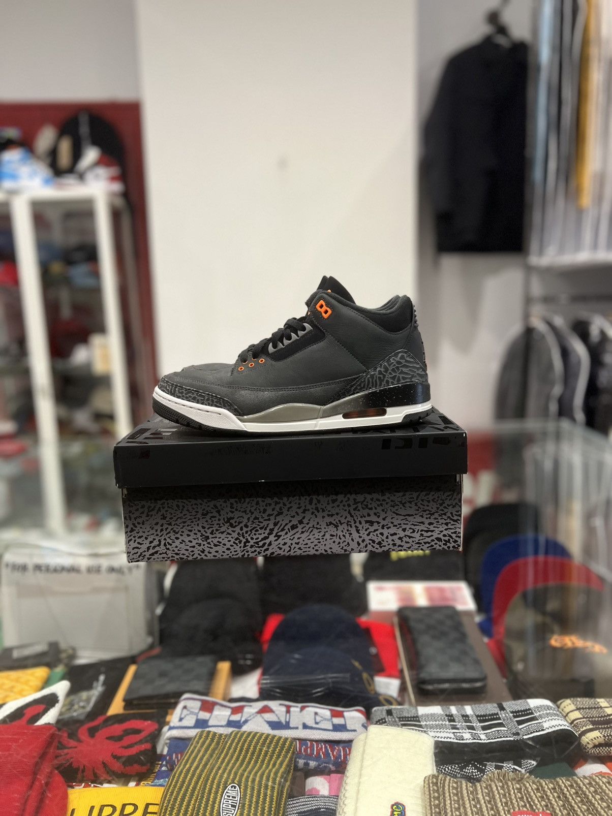 Jordan Brand Jordan 3 Fear Pack (2023) Size: 10 Size US 10 / EU 43 - 3 Thumbnail