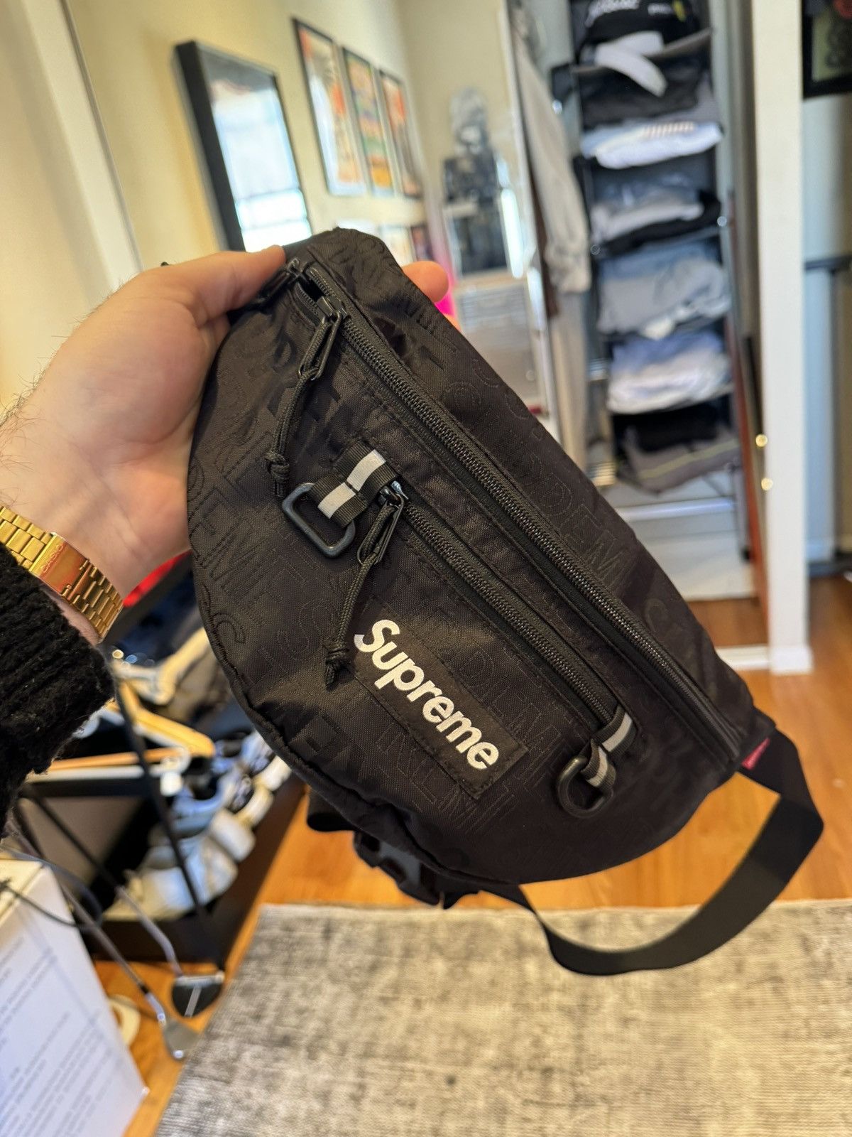 Supreme fanny pack ss19 online