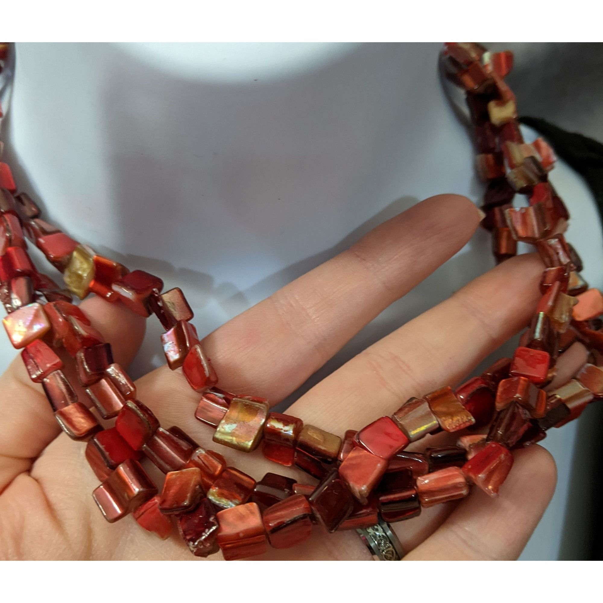 Other Red Dyed/Painted Multilayer Shell Necklace Size ONE SIZE - 2 Thumbnail