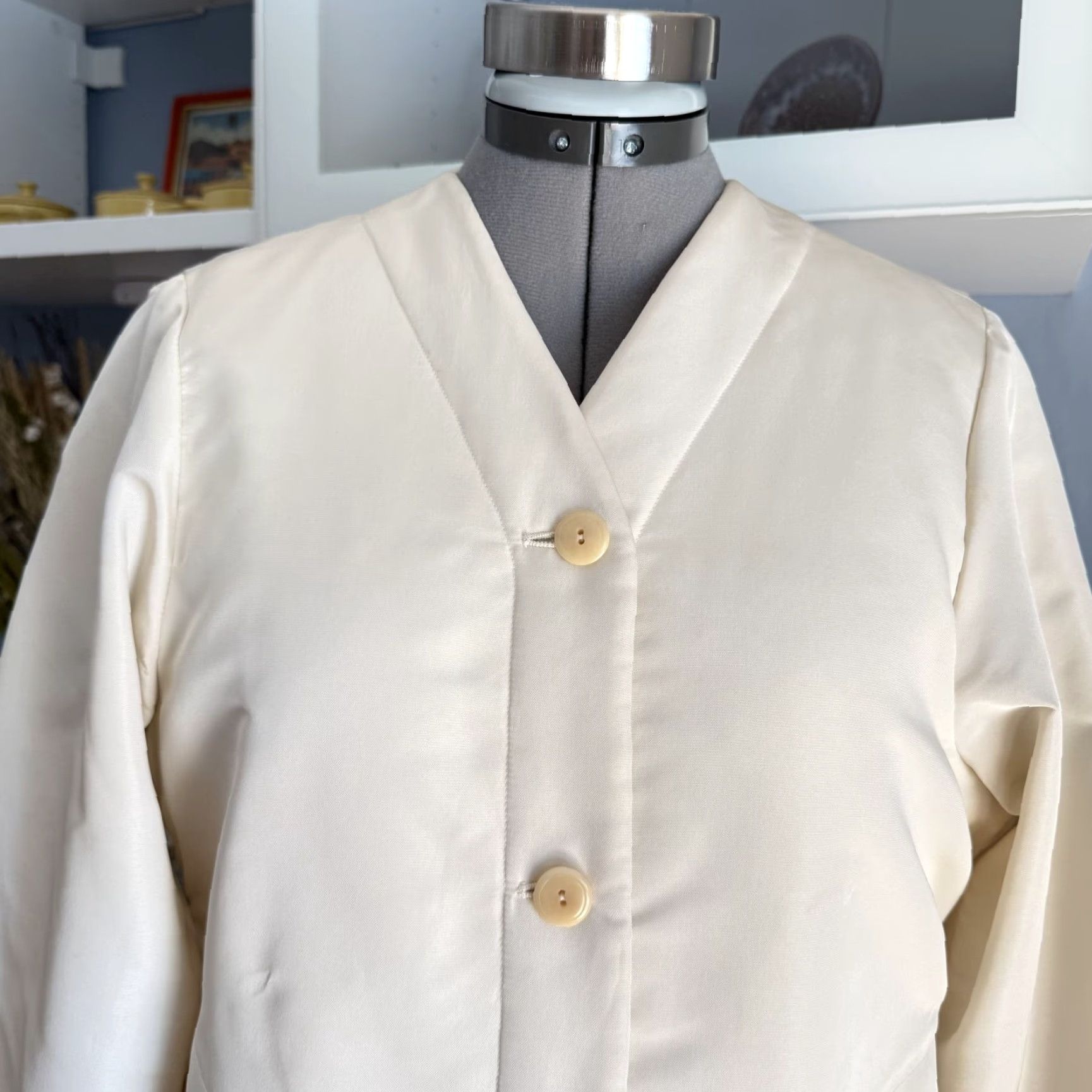 Ralph Lauren VINTAGE Ralph Lauren Black Label Jacket Ivory Insulated Body Size 10 Women Size L / US 10 / IT 46 - 2 Thumbnail