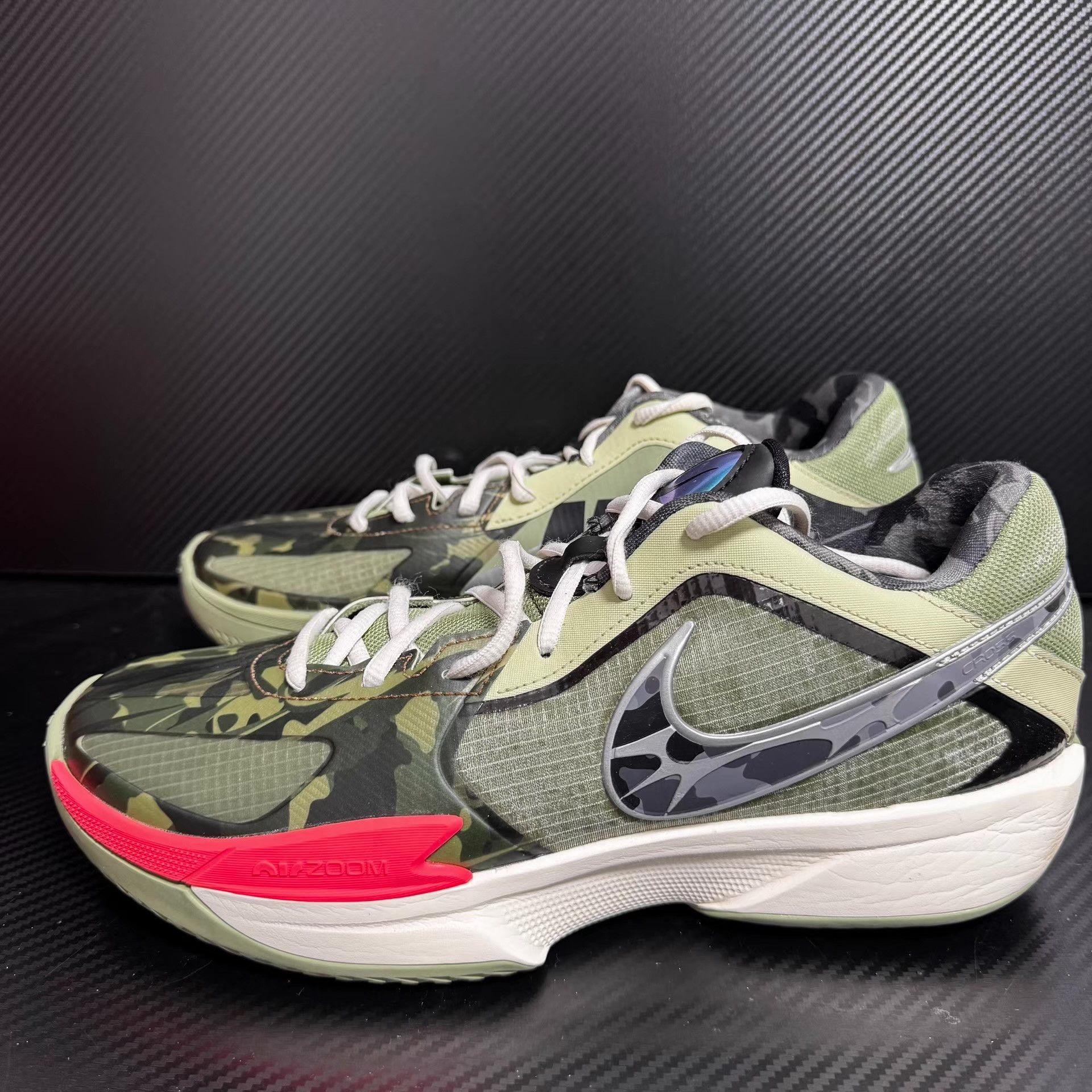Nike Nike Air Zoom G.T. CUT CROSS Q11 Size US 10 / EU 43 - 1 Thumbnail