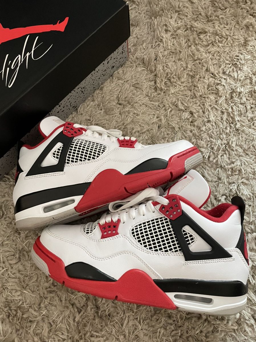 Jordan Brand Jordan 4 Fire Red Size US 9 / EU 42 - 2 Thumbnail