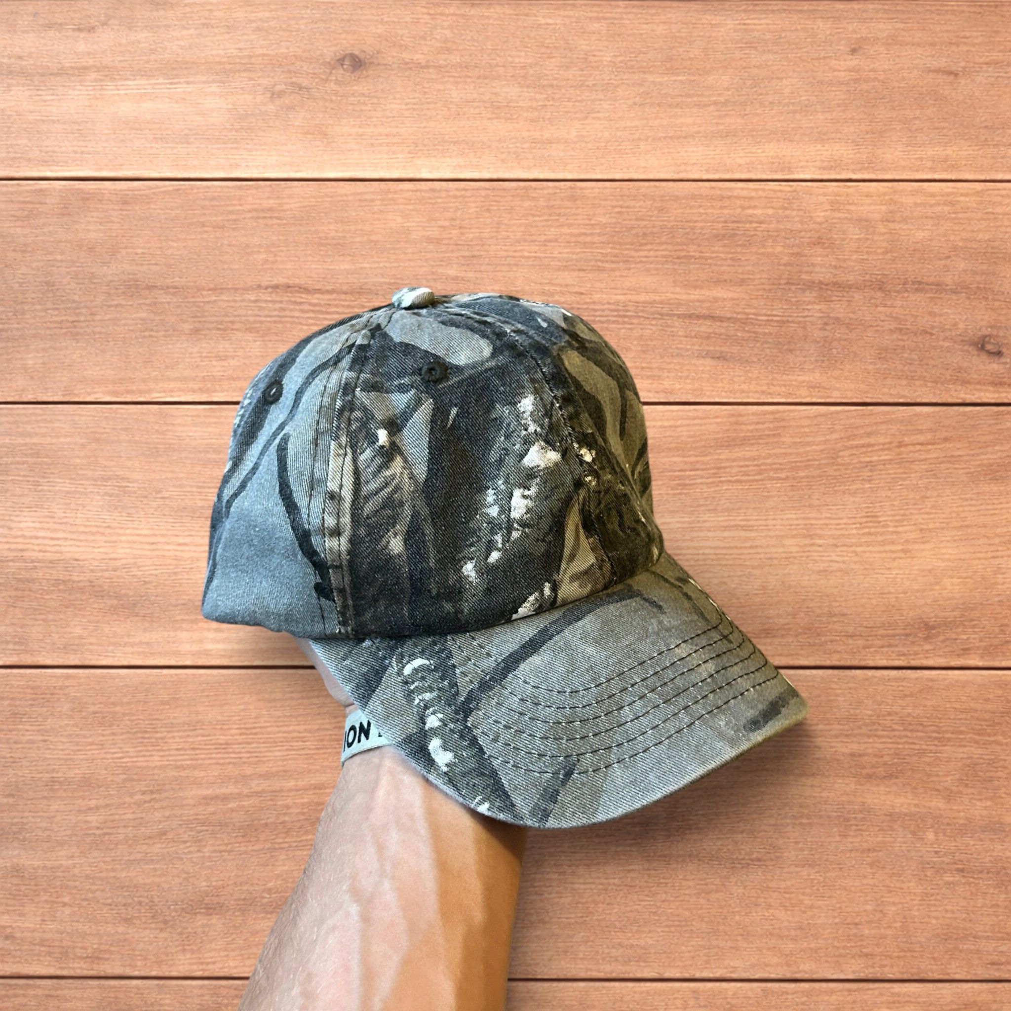 Japanese Brand Vintage style Camo military cap hat in grey colourway. Size ONE SIZE - 1 Thumbnail